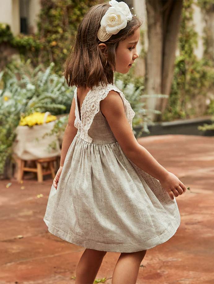 Abbigliamento per Bambina da 2 a 16 anni Mayoral