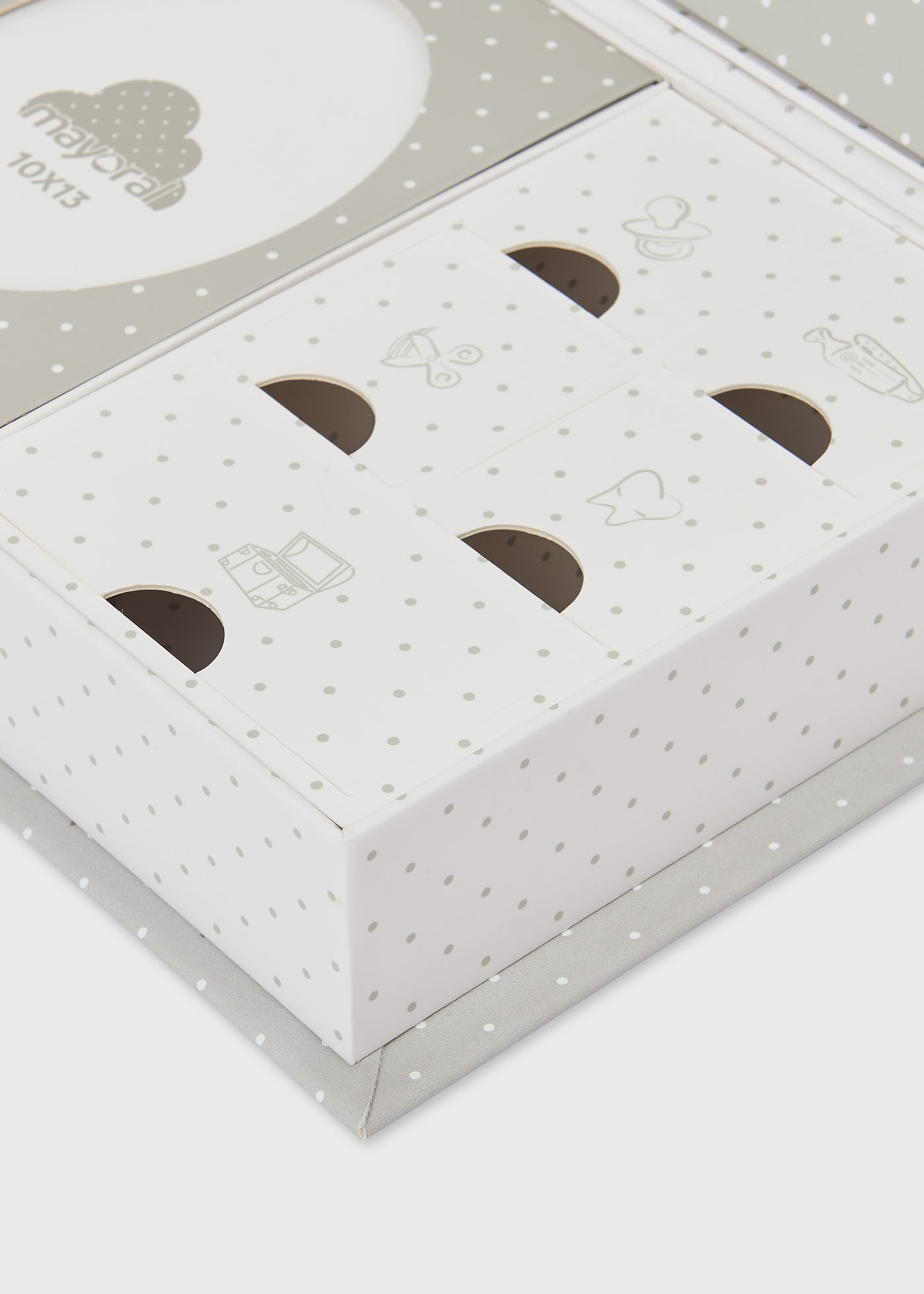 Pudełko na pamiątki dla niemowlęcia Pudełko na pamiątki dla niemowlęcia