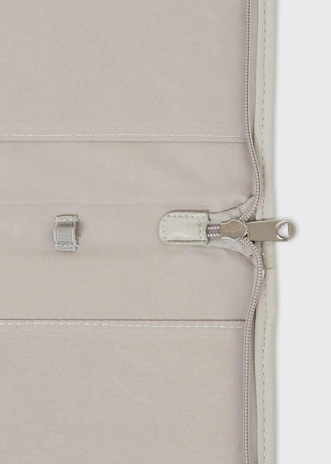 Document holder baby