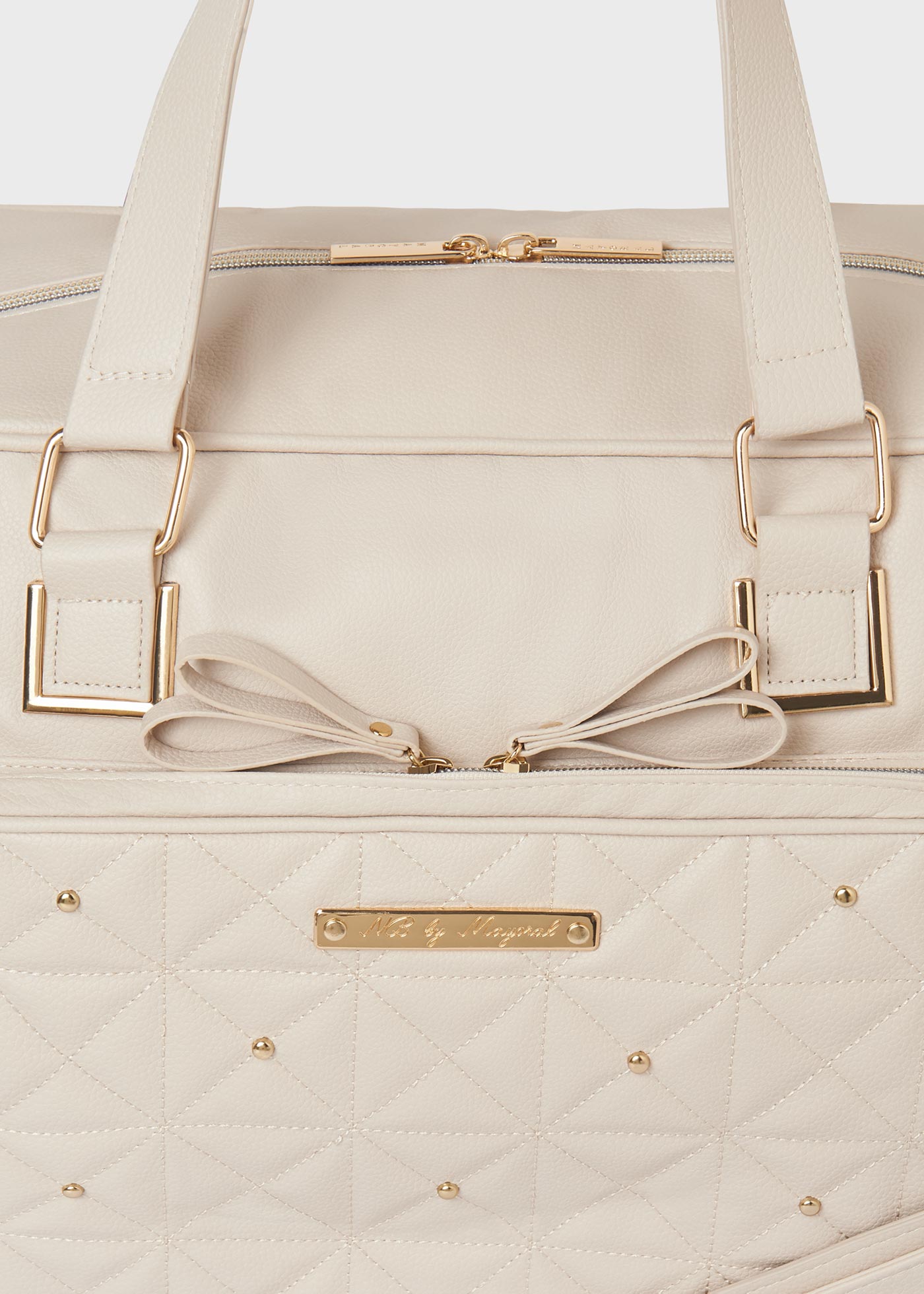 Changing bag with bow and dummy holder