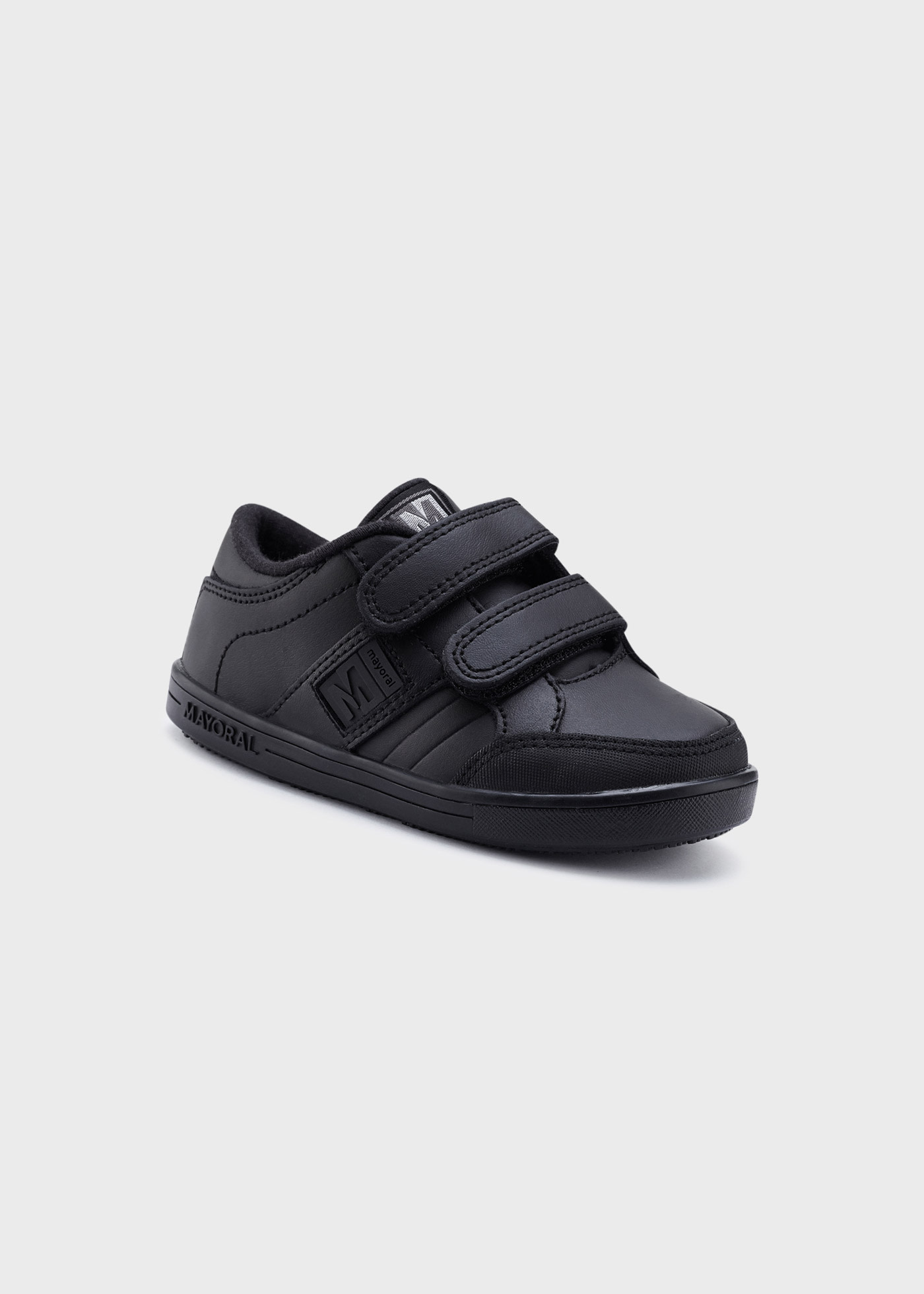 Tenis colegial piel