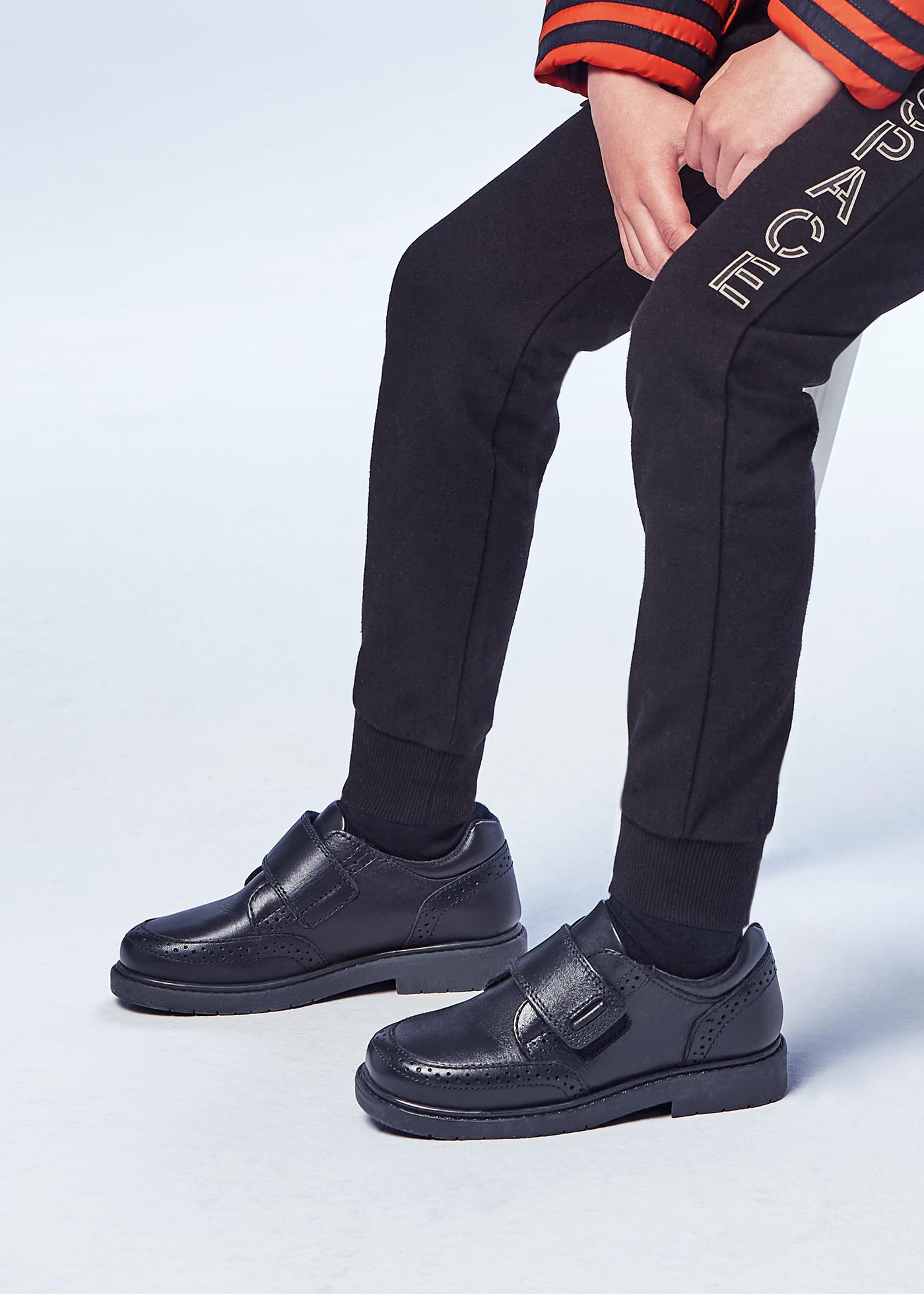 Boy leather uniform shoes