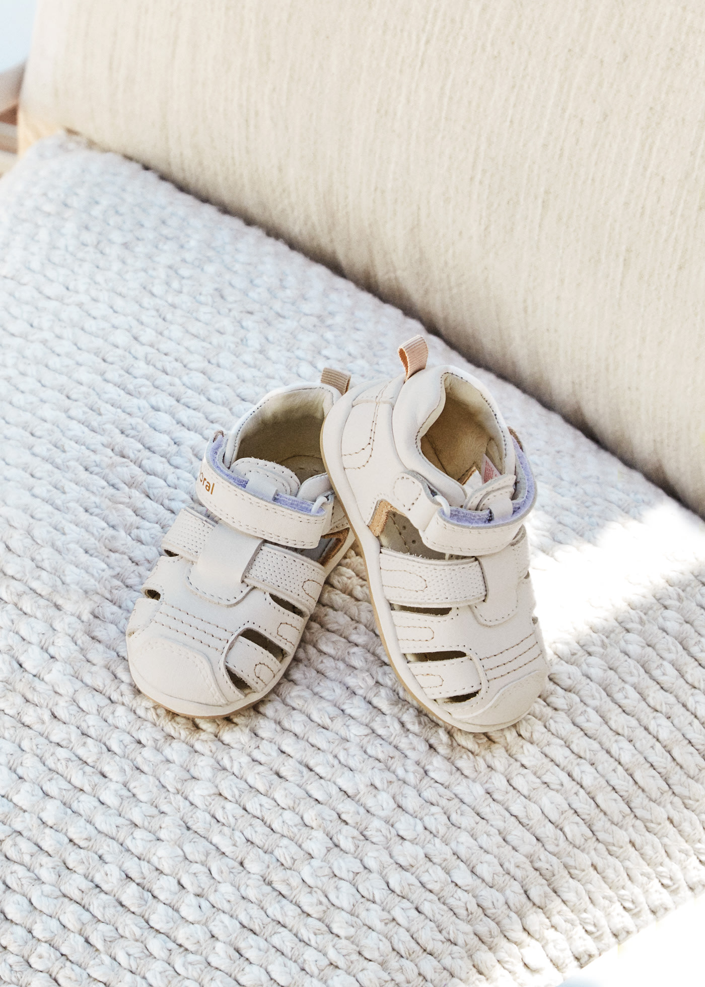 Sandałki Pierwsze Kroczki ze skóry zrównoważonej dla niemowlęcia