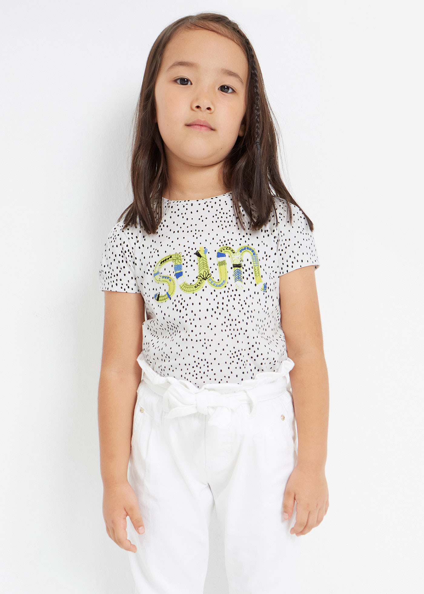 Buy AND GIRL White Self Design Cotton Regular Fit Girls Trousers | Shoppers  Stop