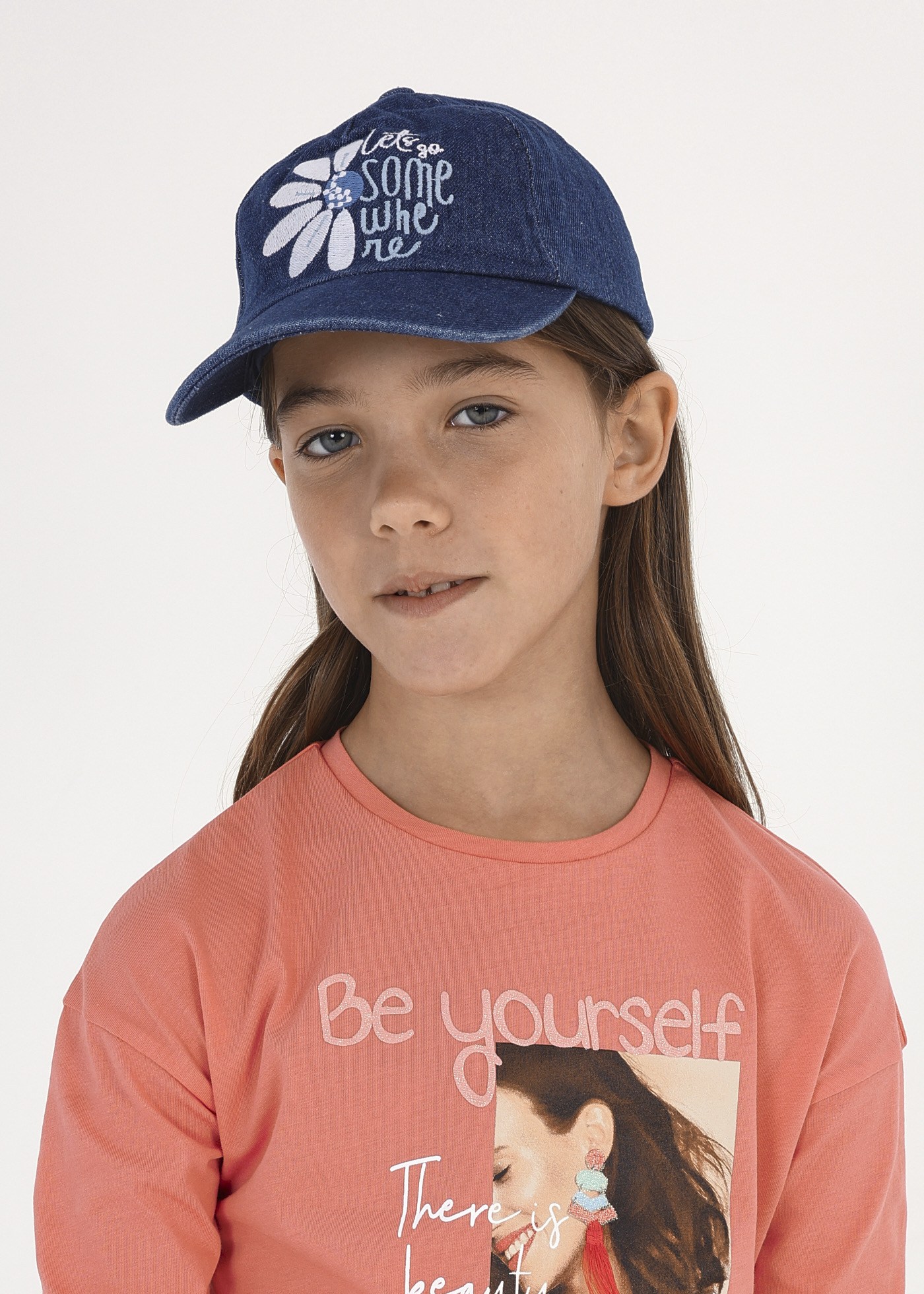 Sustainable cotton embroidered cap girl