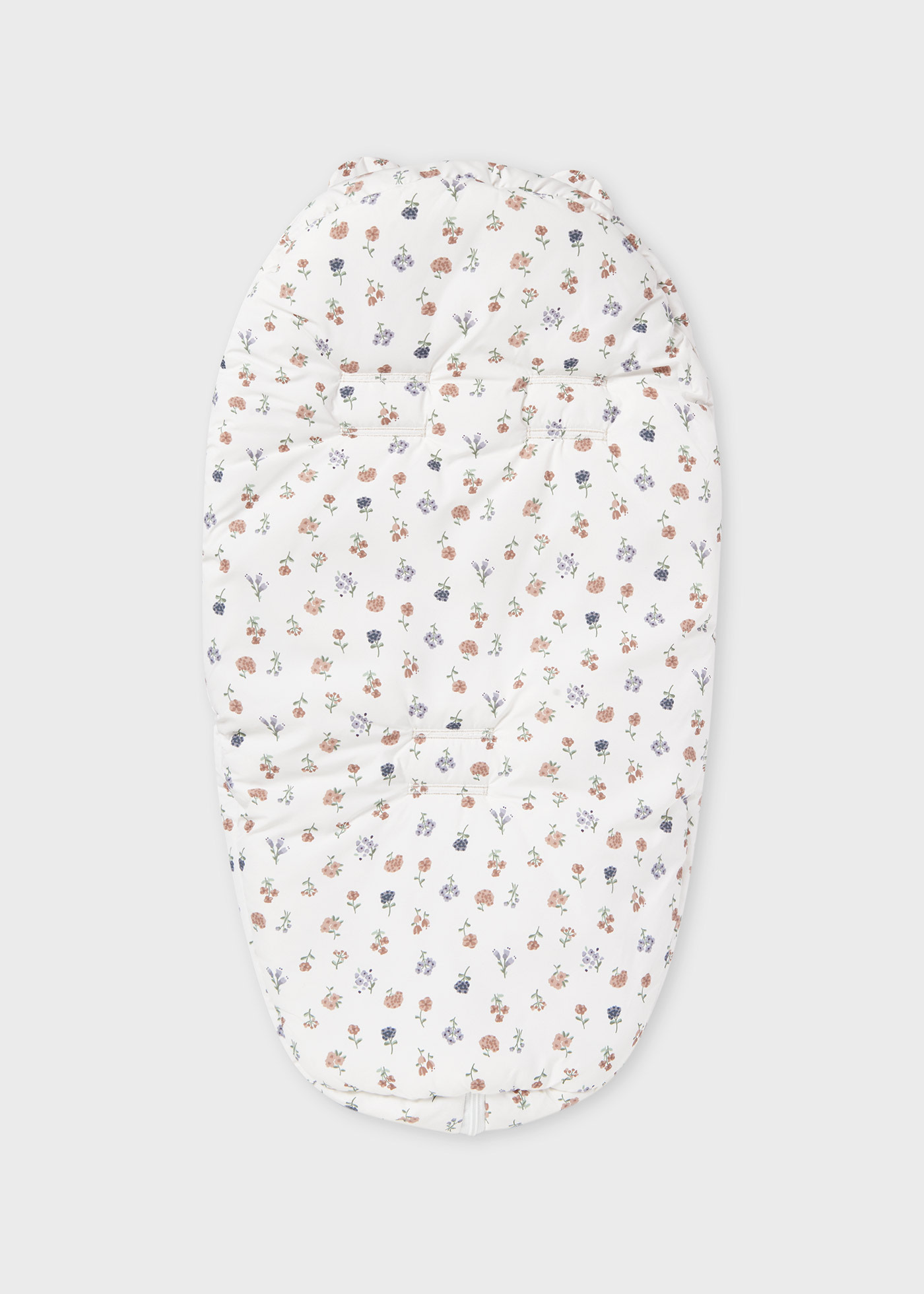 Patterned footmuff baby