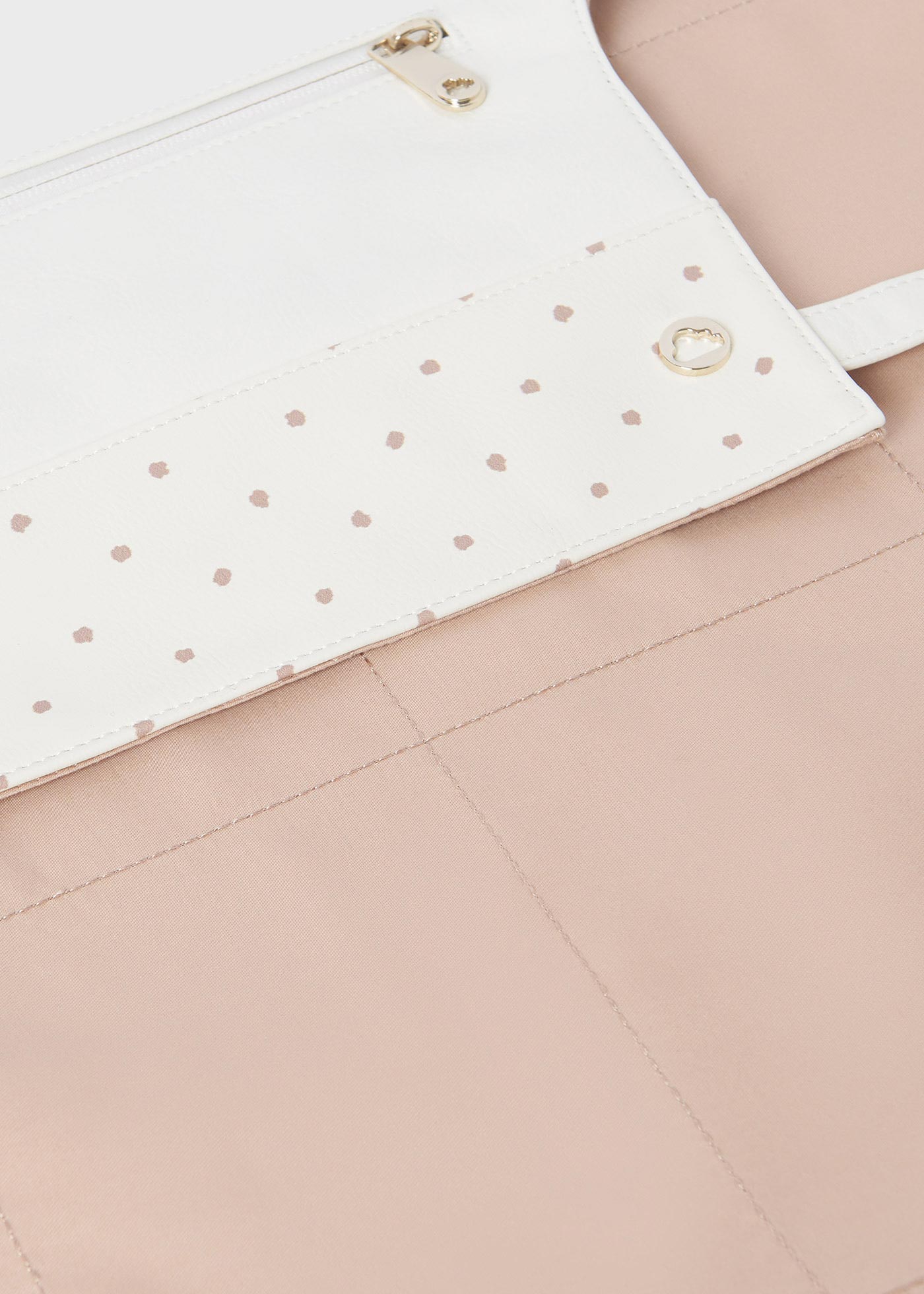 Changing mat polka dots baby