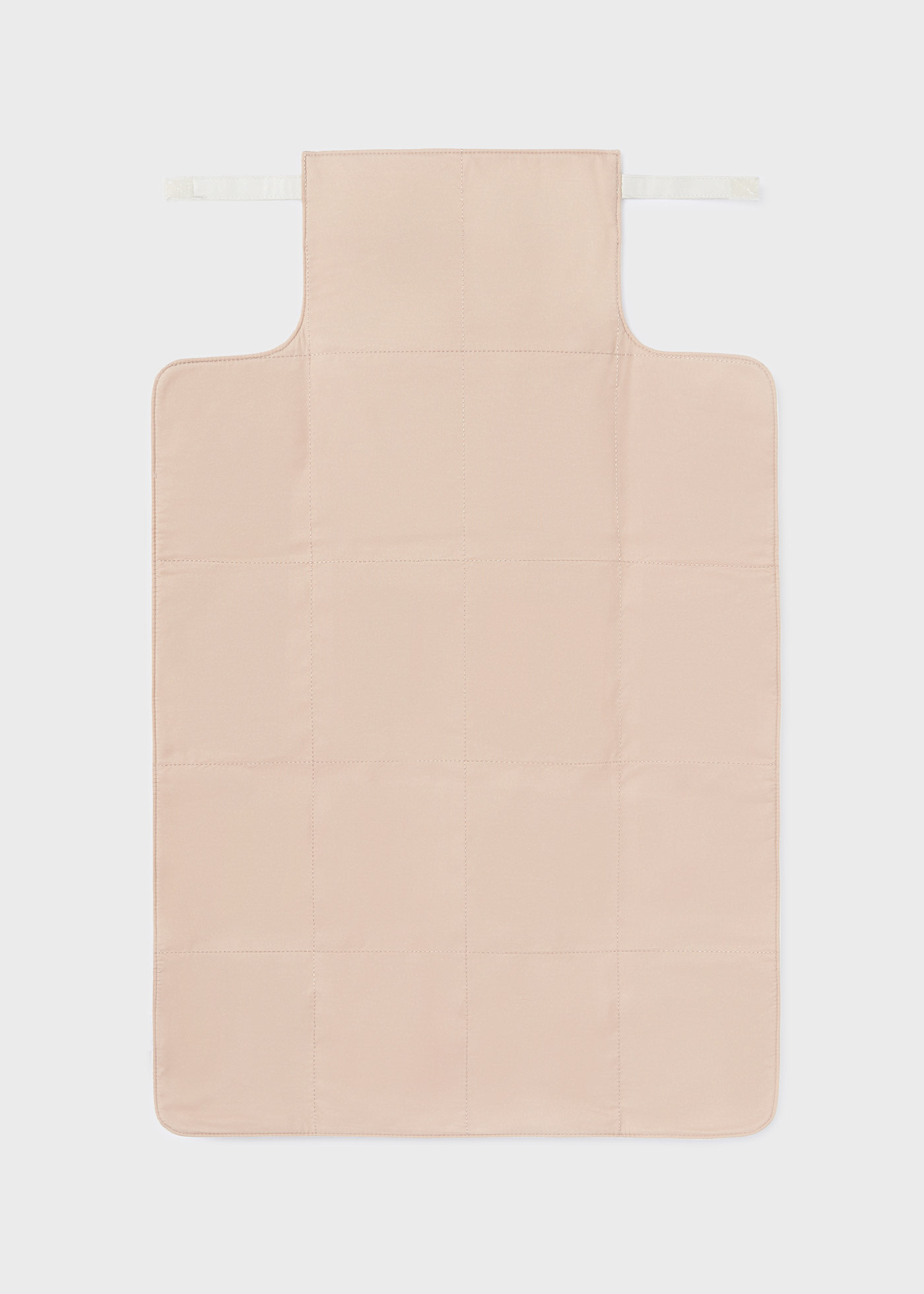 Changing mat polka dots baby