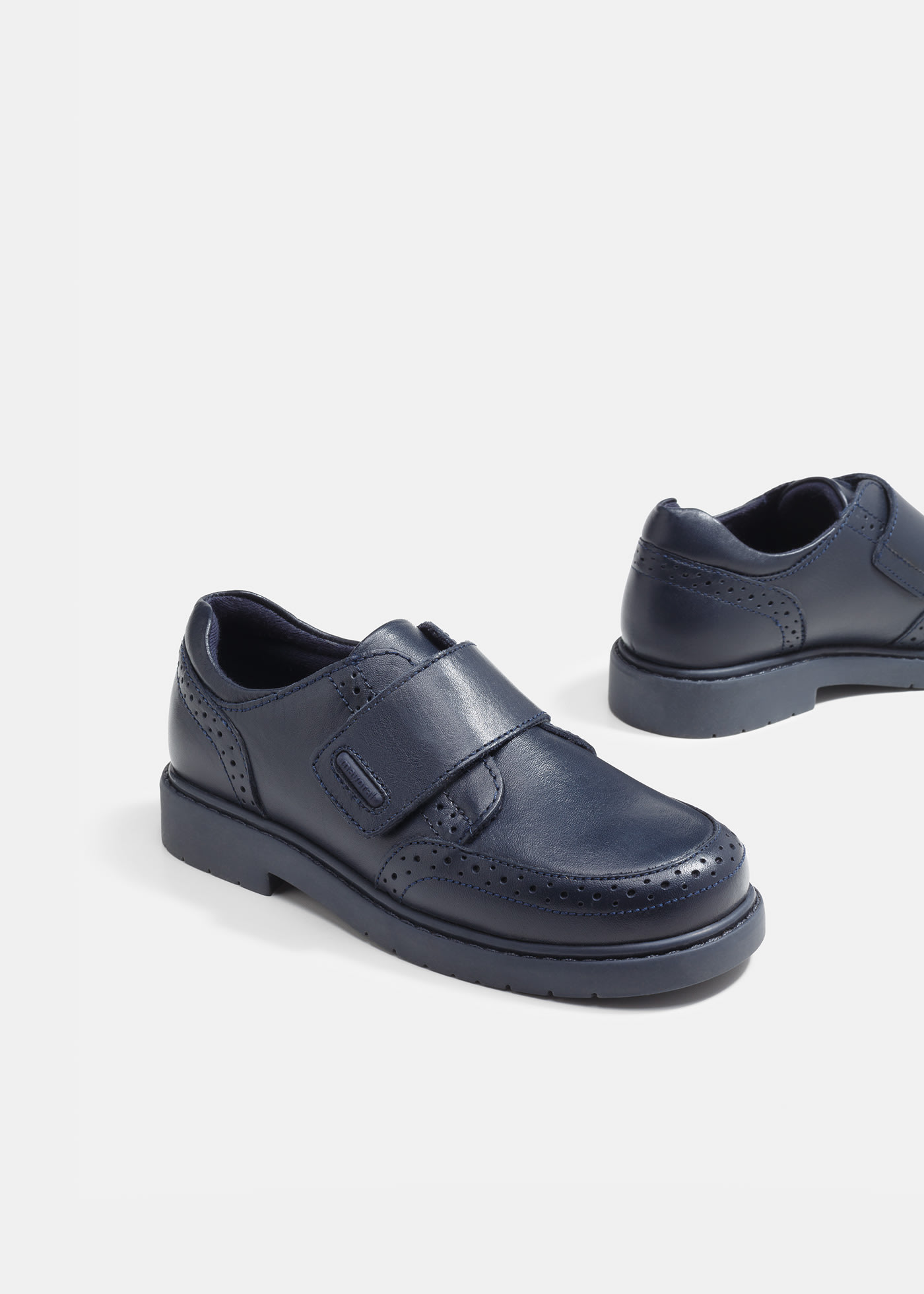 Boy leather uniform shoes