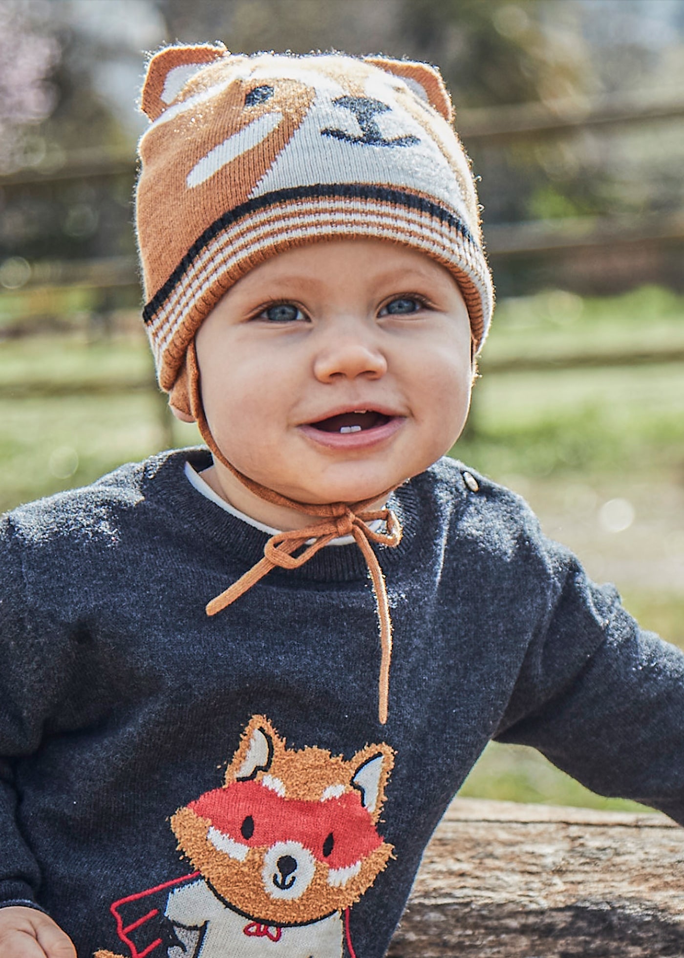 Gorro tricot con orejitas bebé