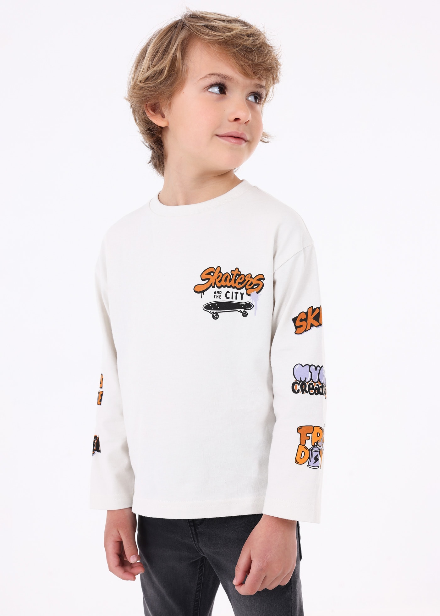 boys white long sleeve tshirt