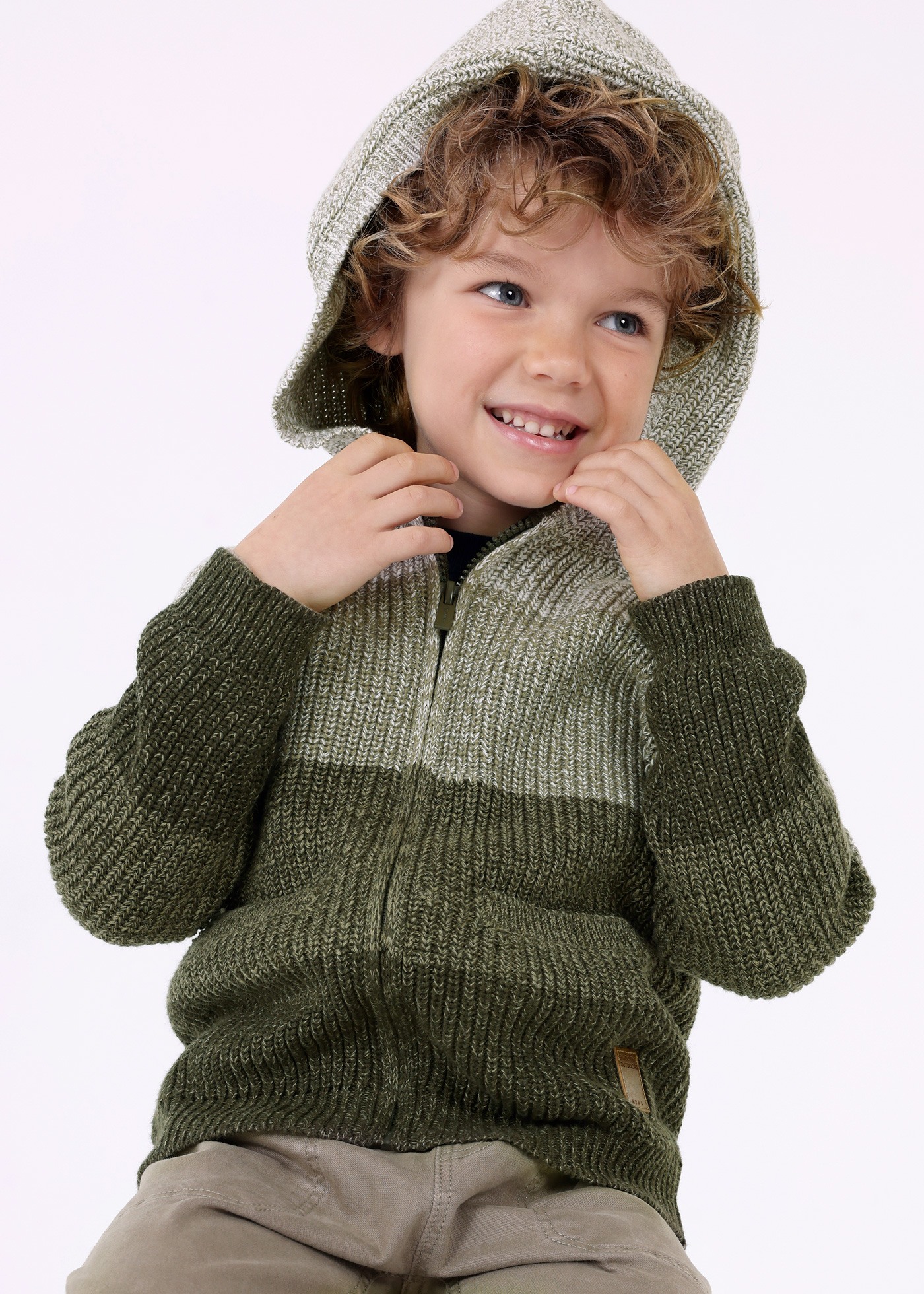 Suéter tricot bloques niño