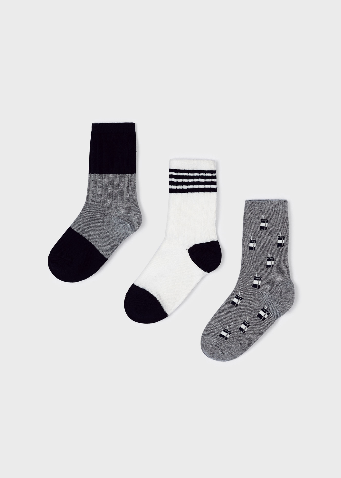 Boy 3 piece organic cotton socks set