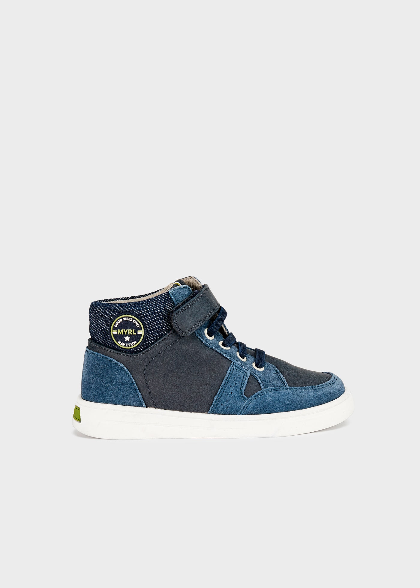 Boy high top trainers sustainable leather