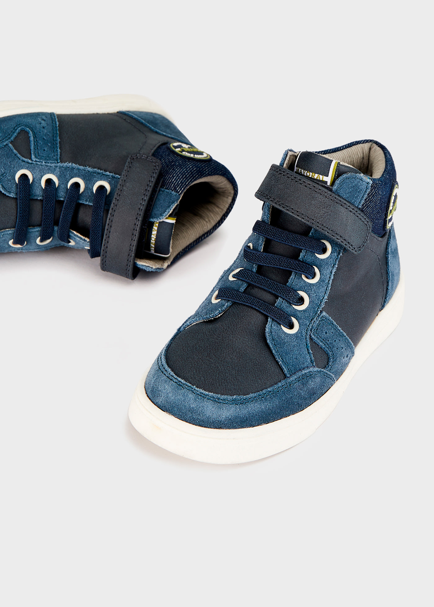 Boy high top trainers sustainable leather