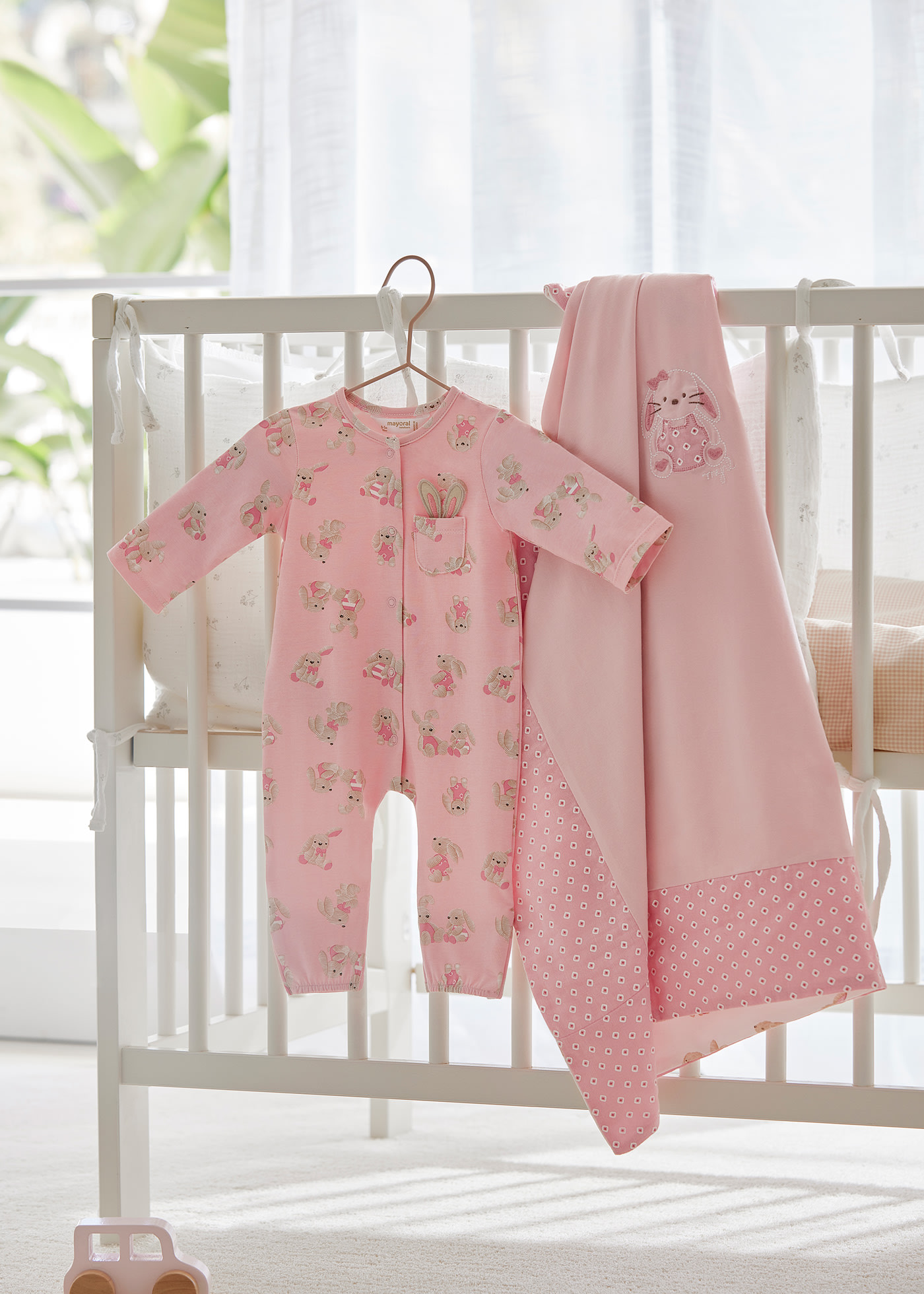 Newborn printed one-piece Better Cotton