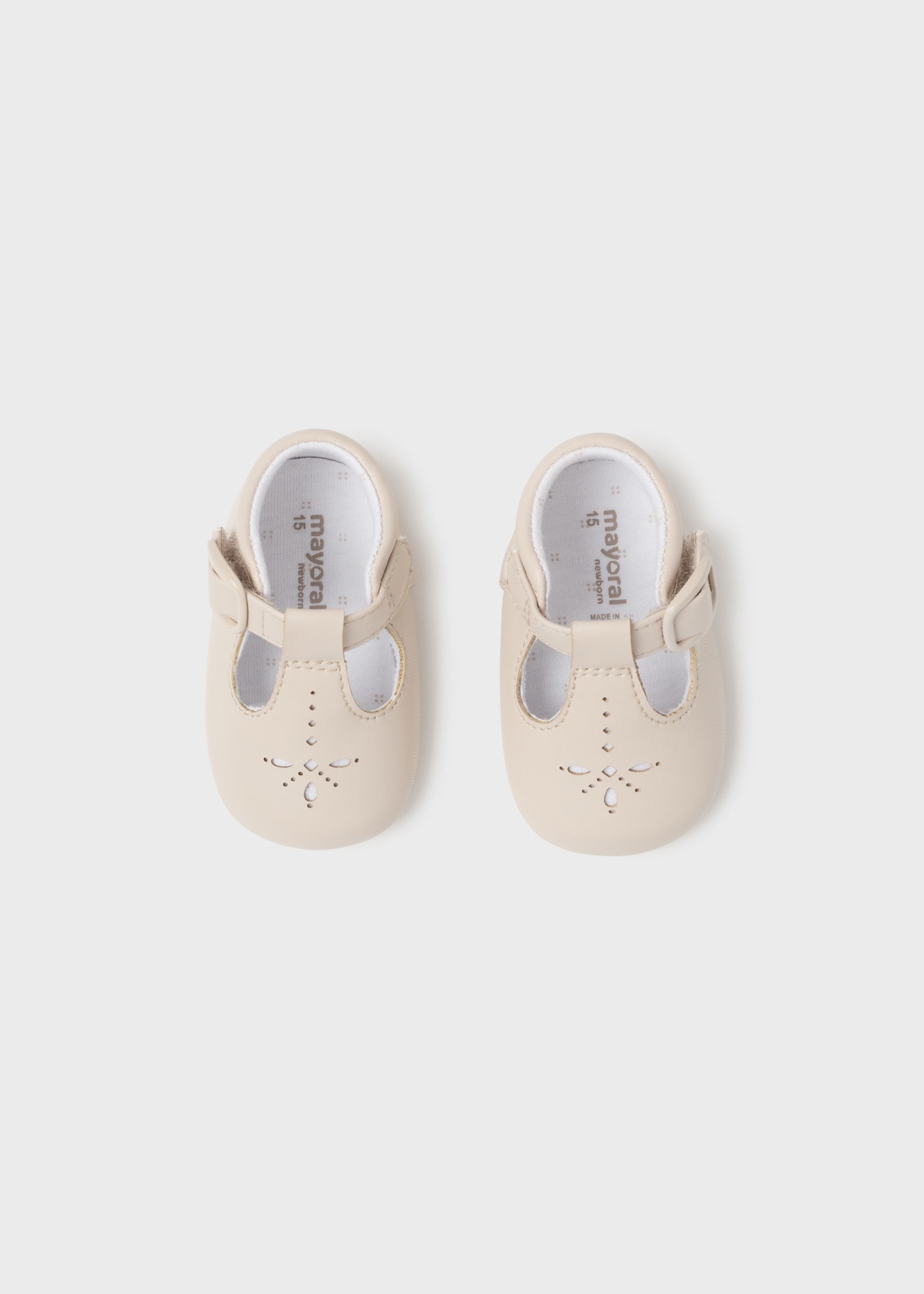 Buty dla noworodka