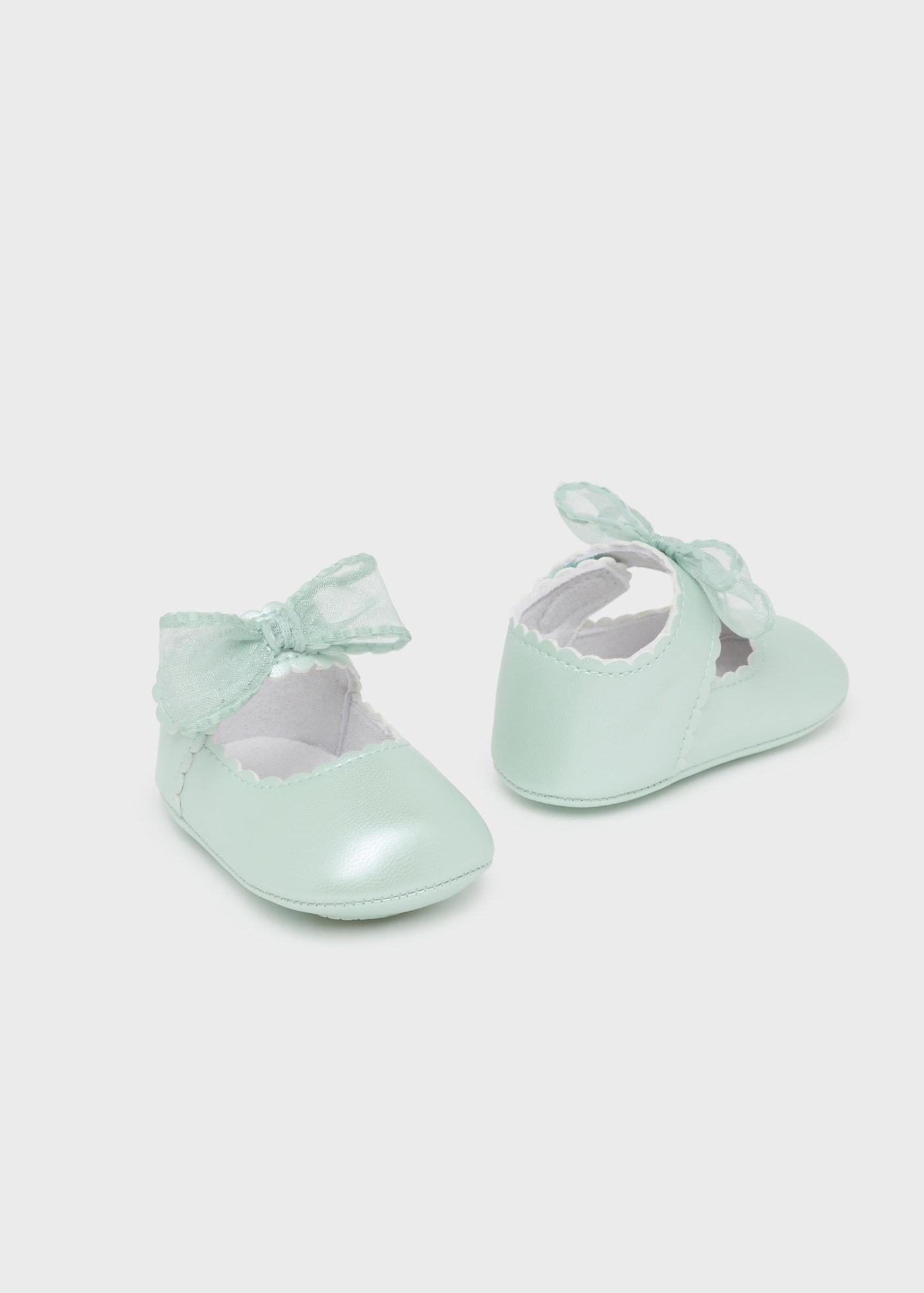 Zapatos moño recién nacido