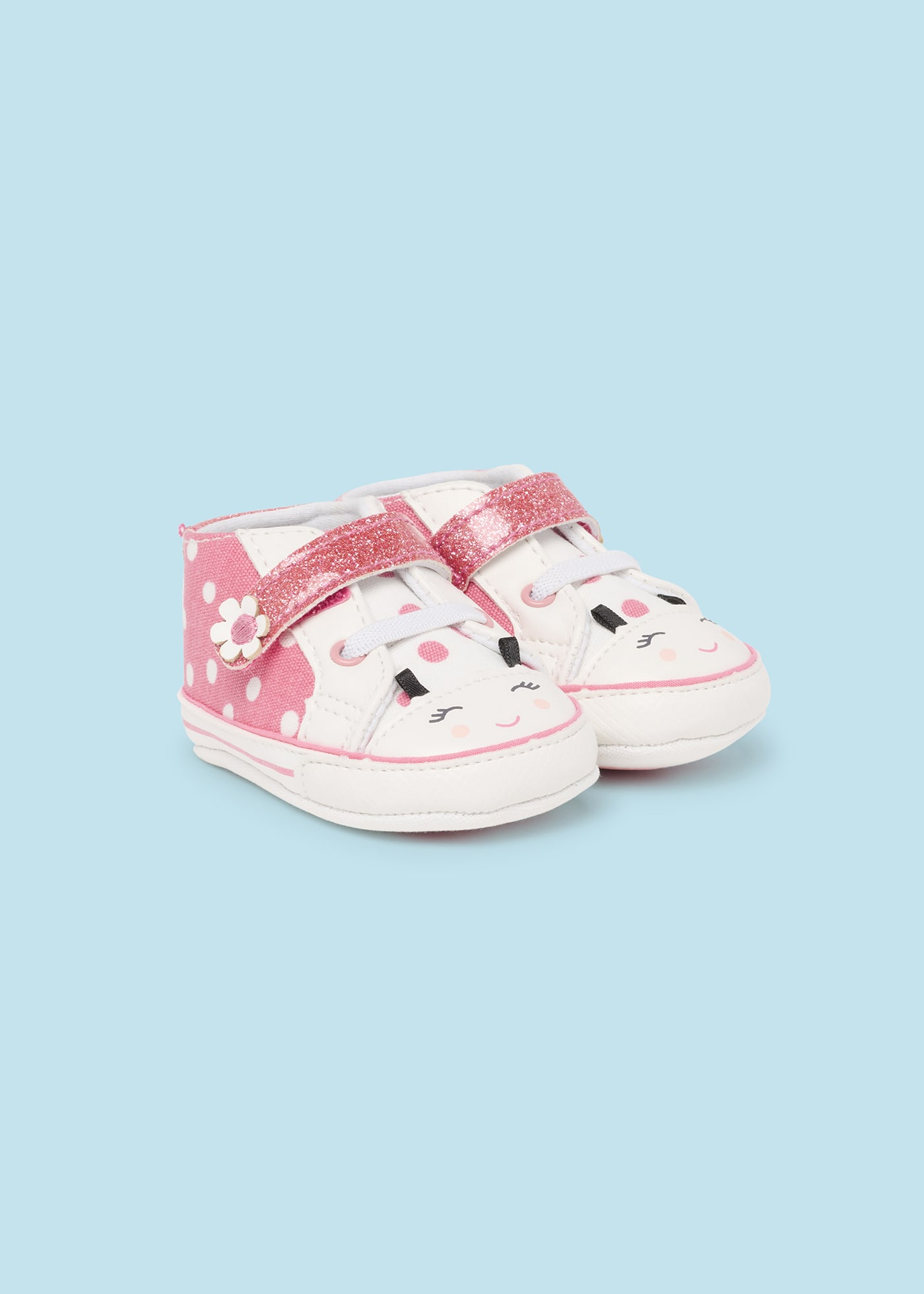Buty sportowe dla noworodka