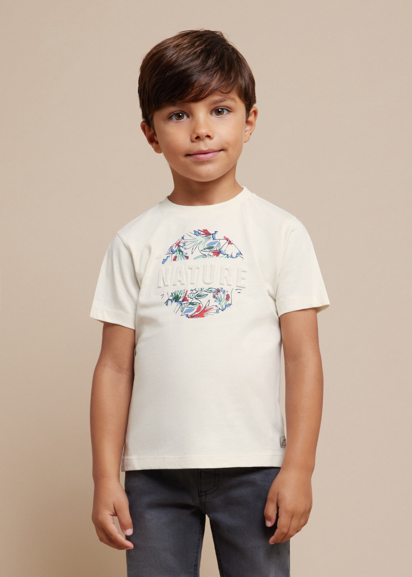 T-shirt texte en relief Better Cotton garçon