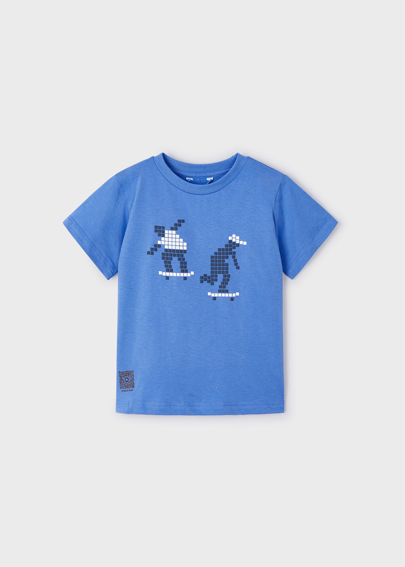 Boys interactive t-shirt QR code Better Cotton