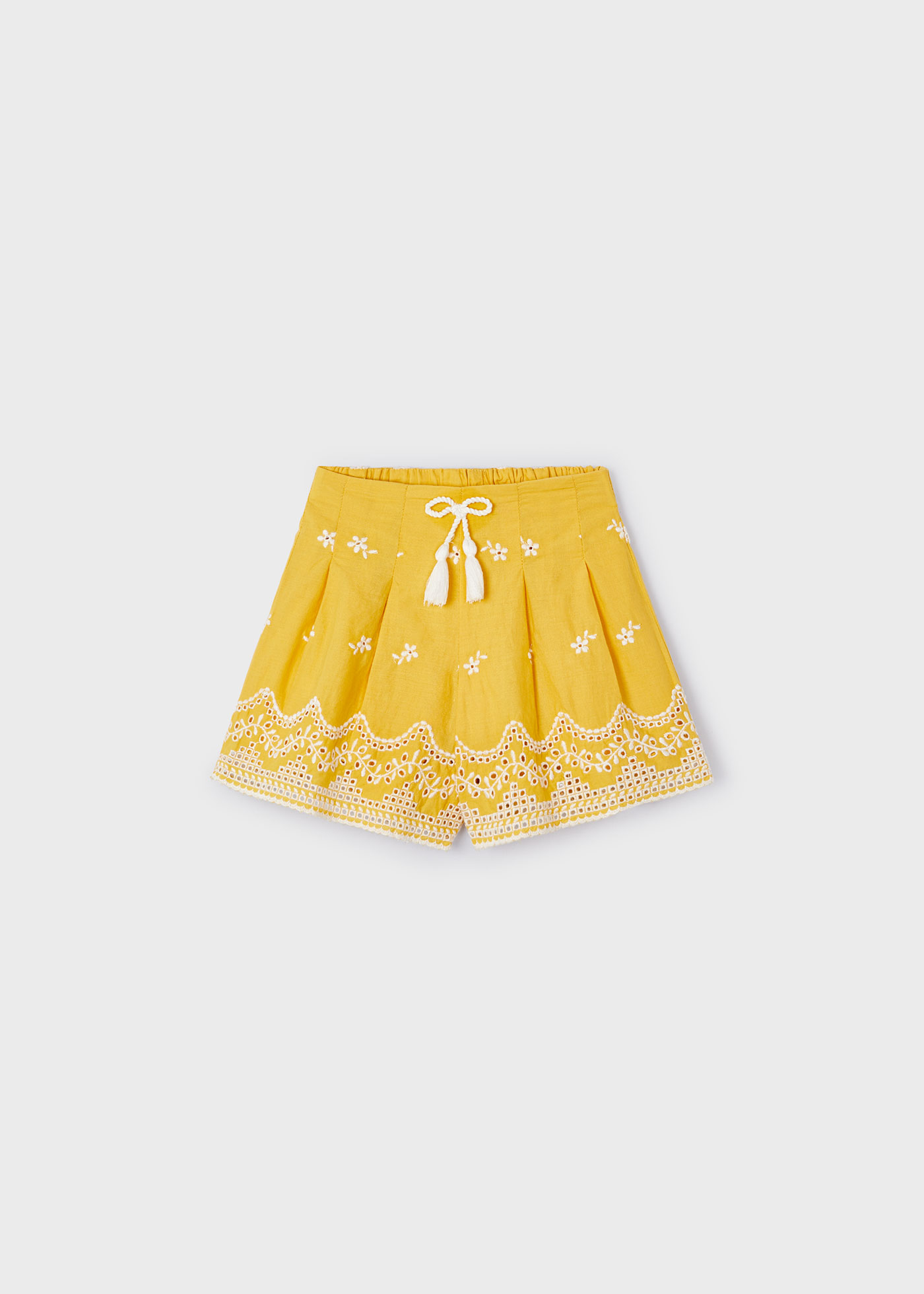 Shorts bestickt Mädchen