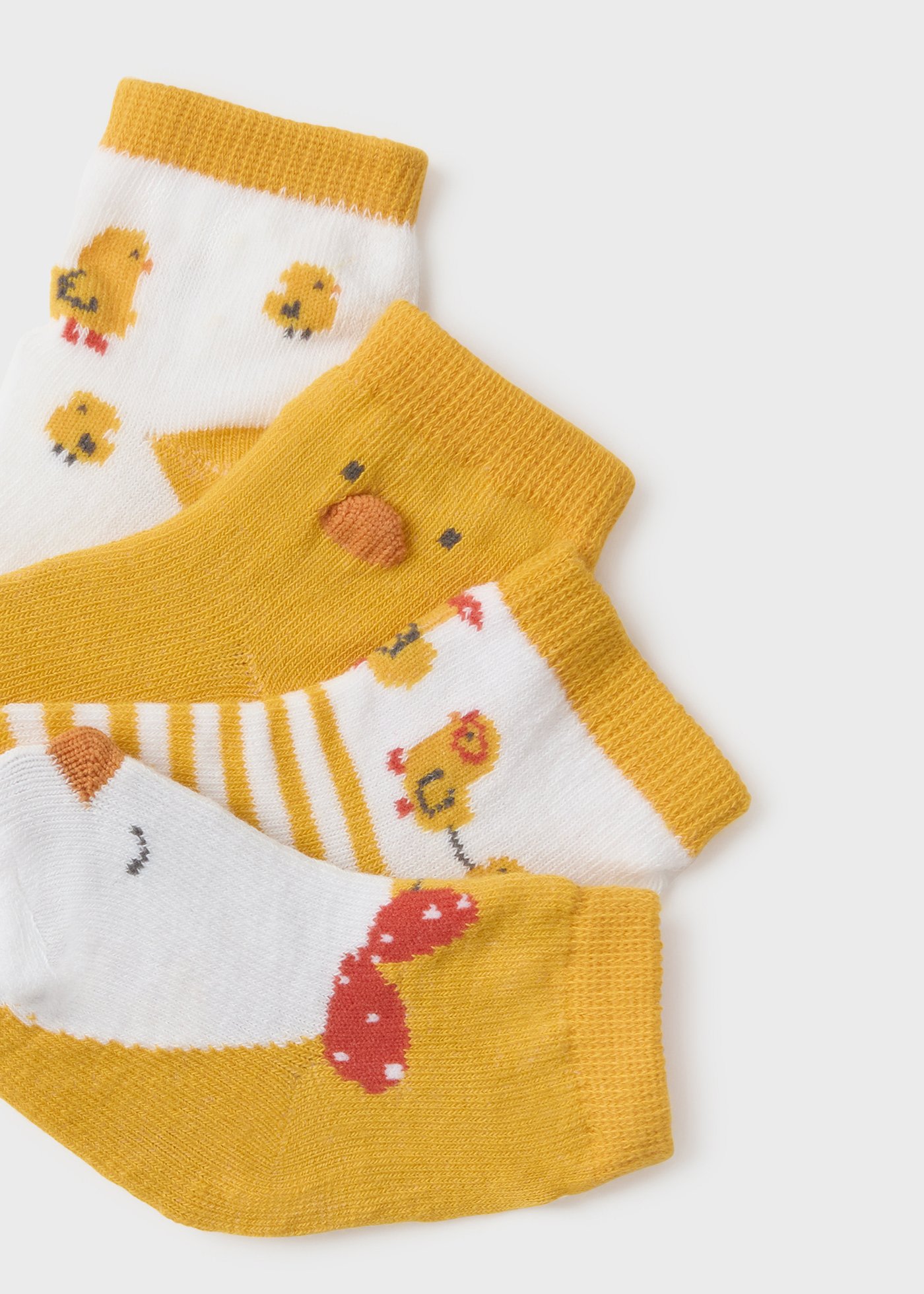 Комплект 4 чифта чорапи от органичен памук за новородено