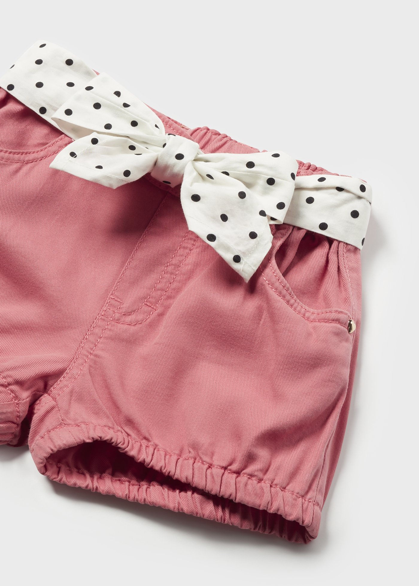 Kurze Hose mit Schleifengürtel Better Cotton Baby