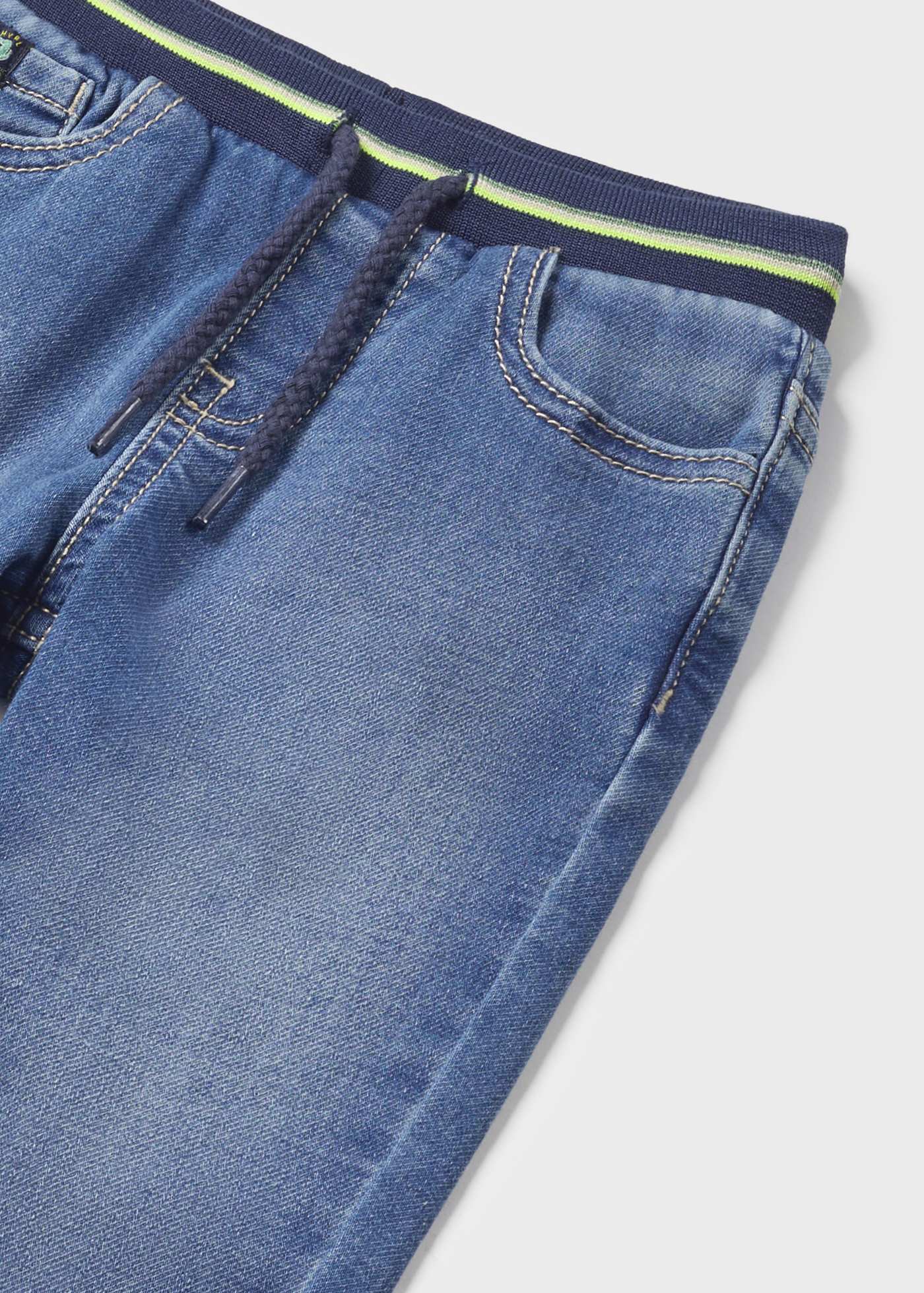 Pantalón denim patente Better Cotton bebé