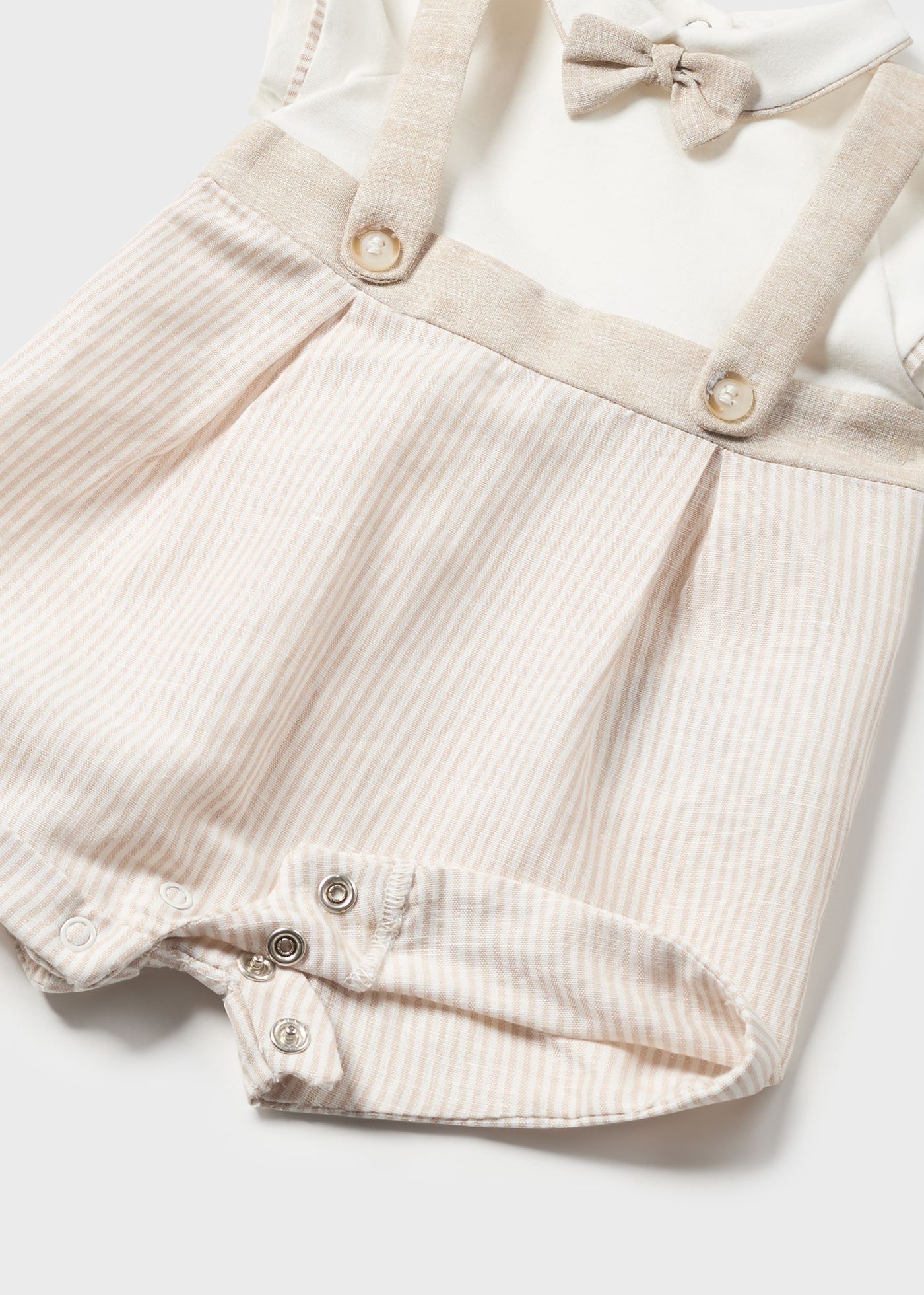 Newborn linen romper