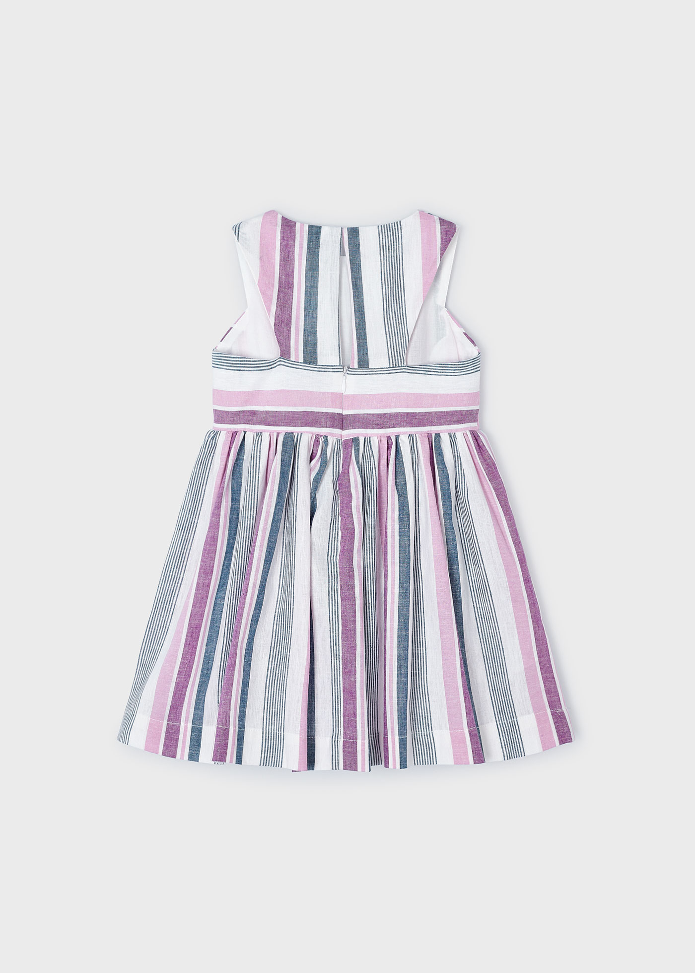 Rochie dungi in fetita