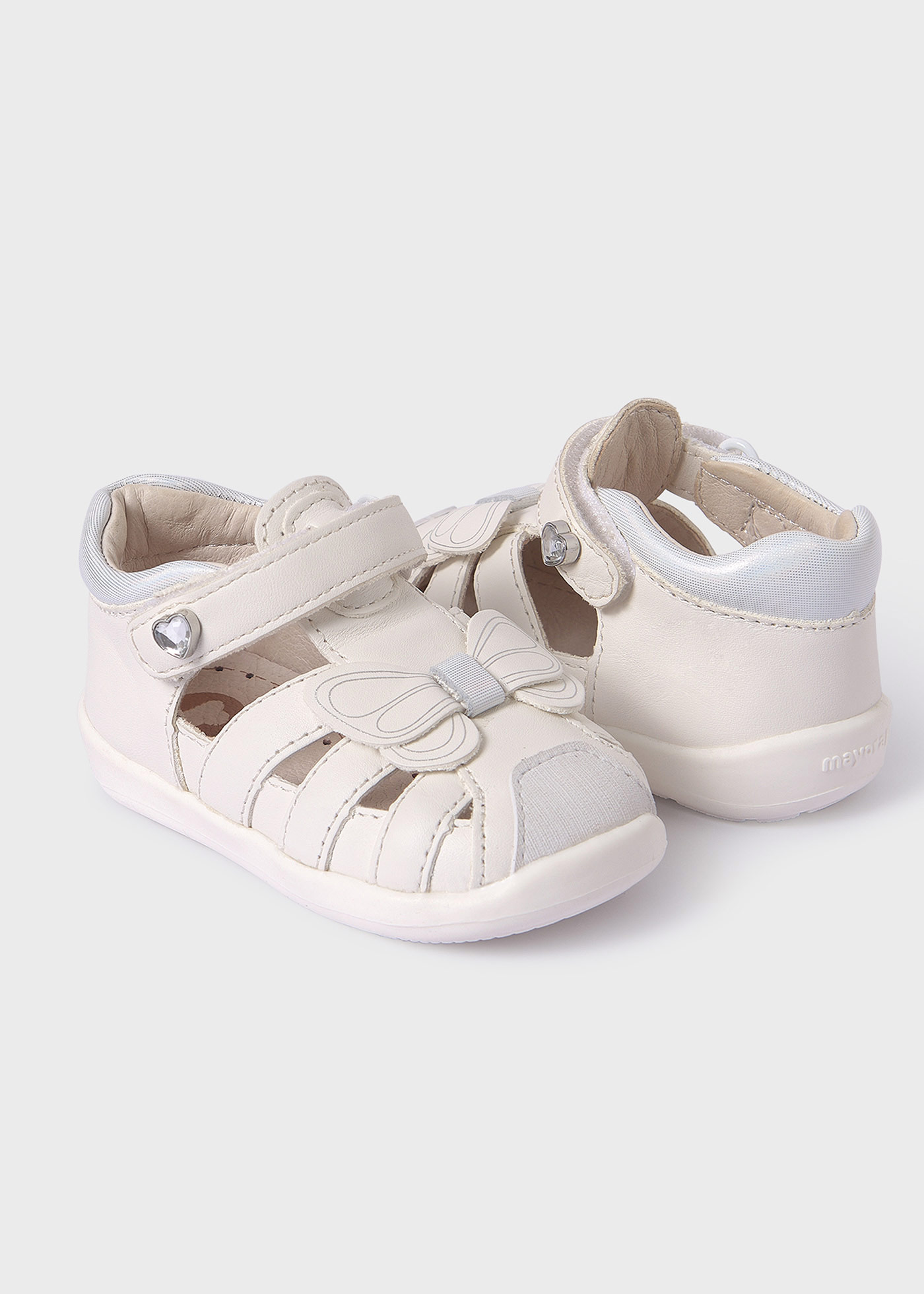 Baby sandals sustainable leather