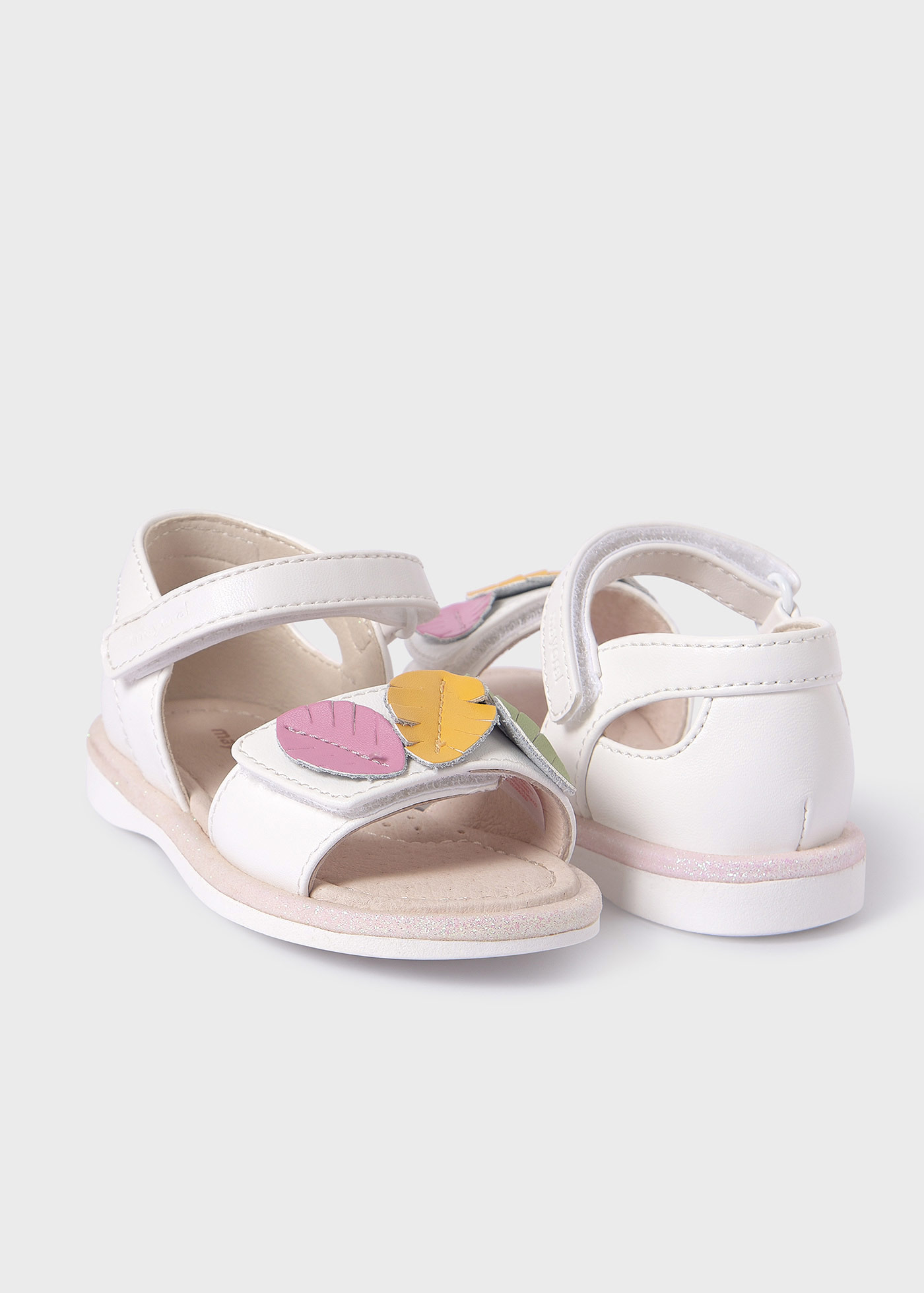 Baby sandals sustainable leather