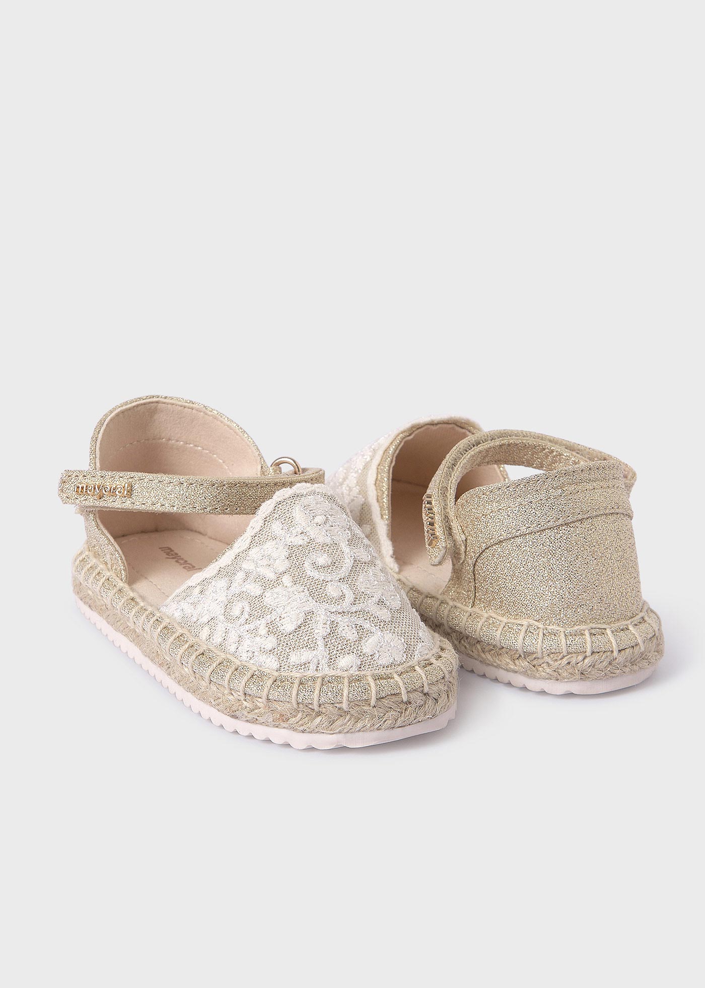 Koronkowe espadryle niemowlęce