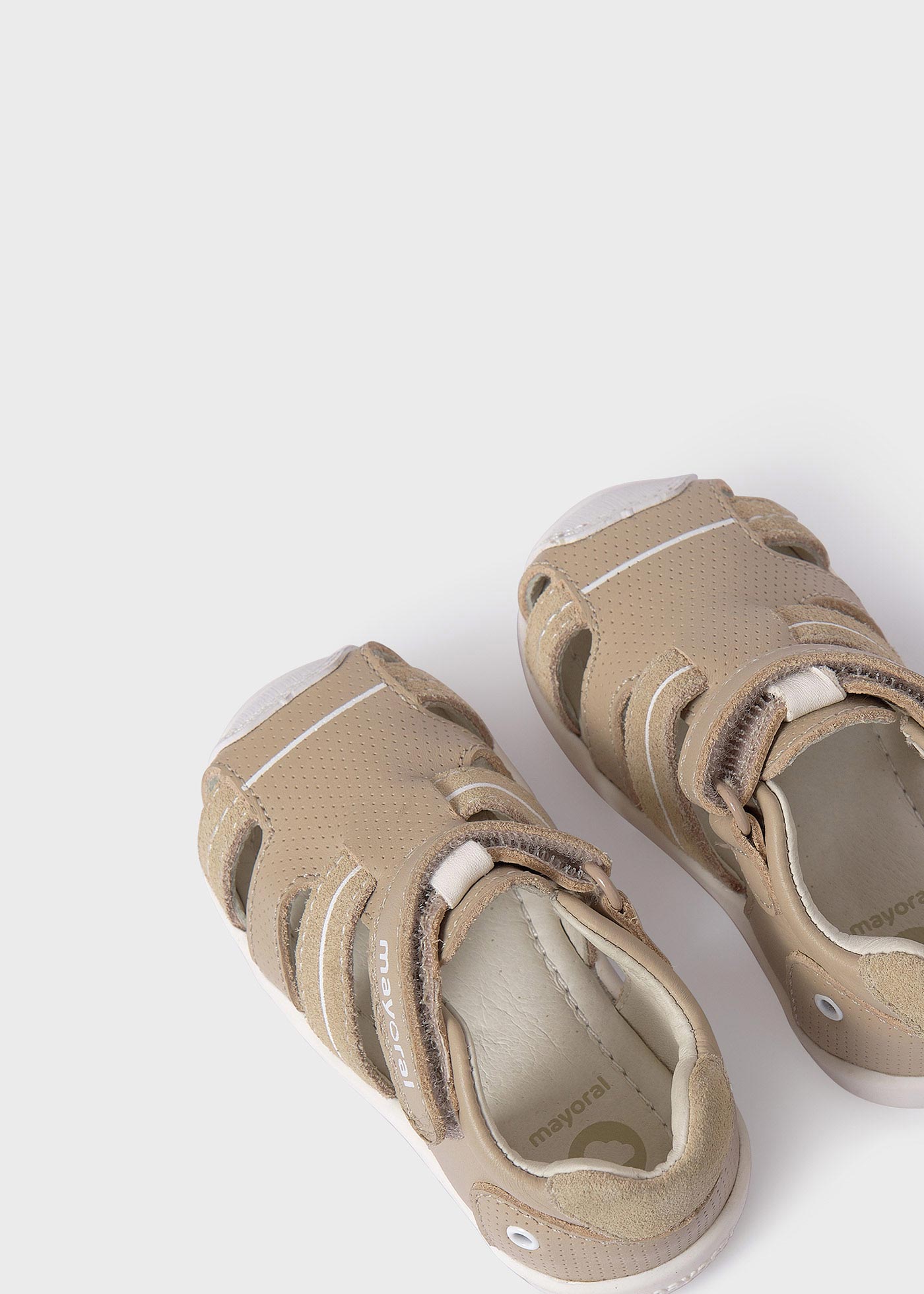 Sandálias pele sustentável bebé