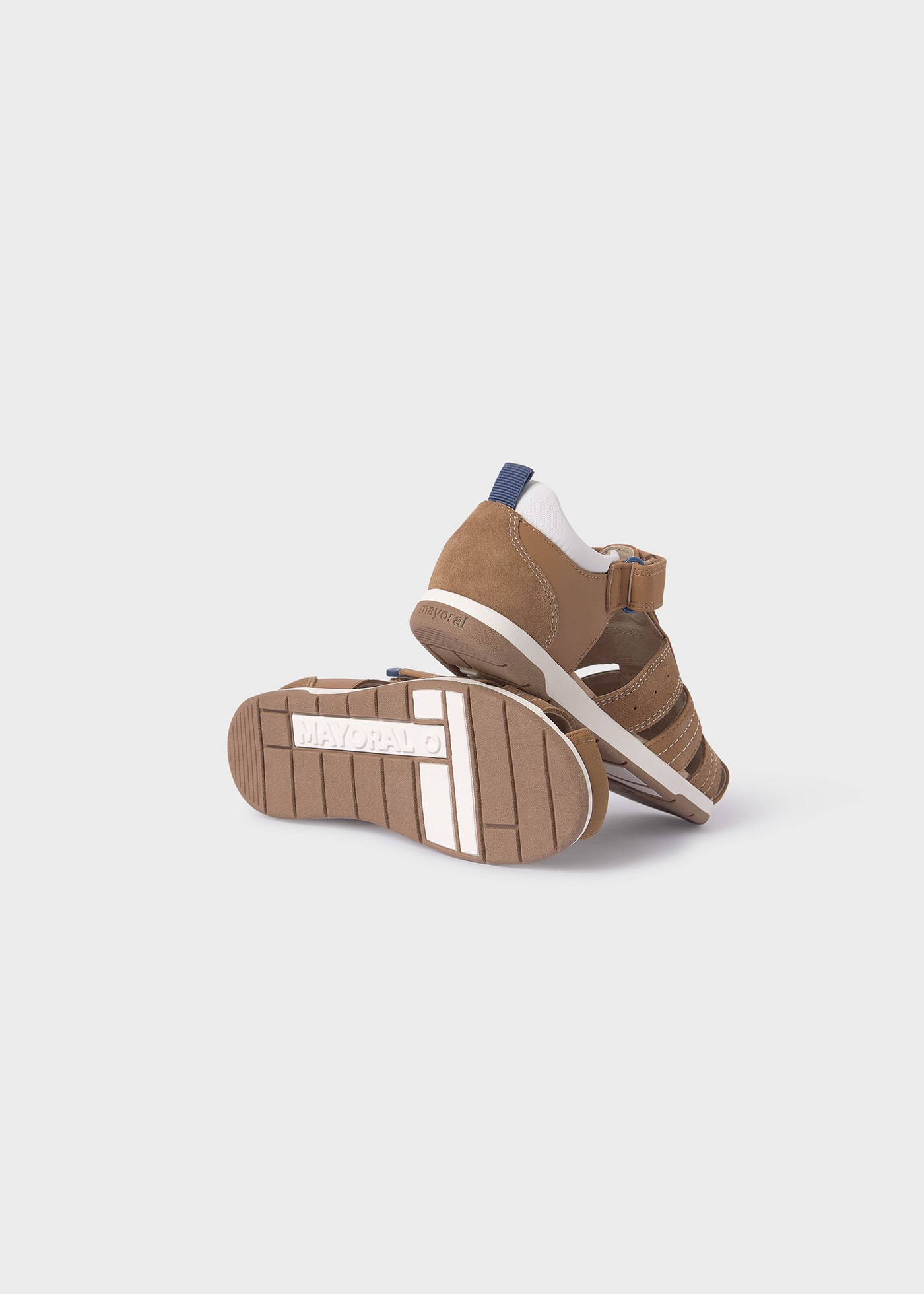 Baby sandals sustainable leather