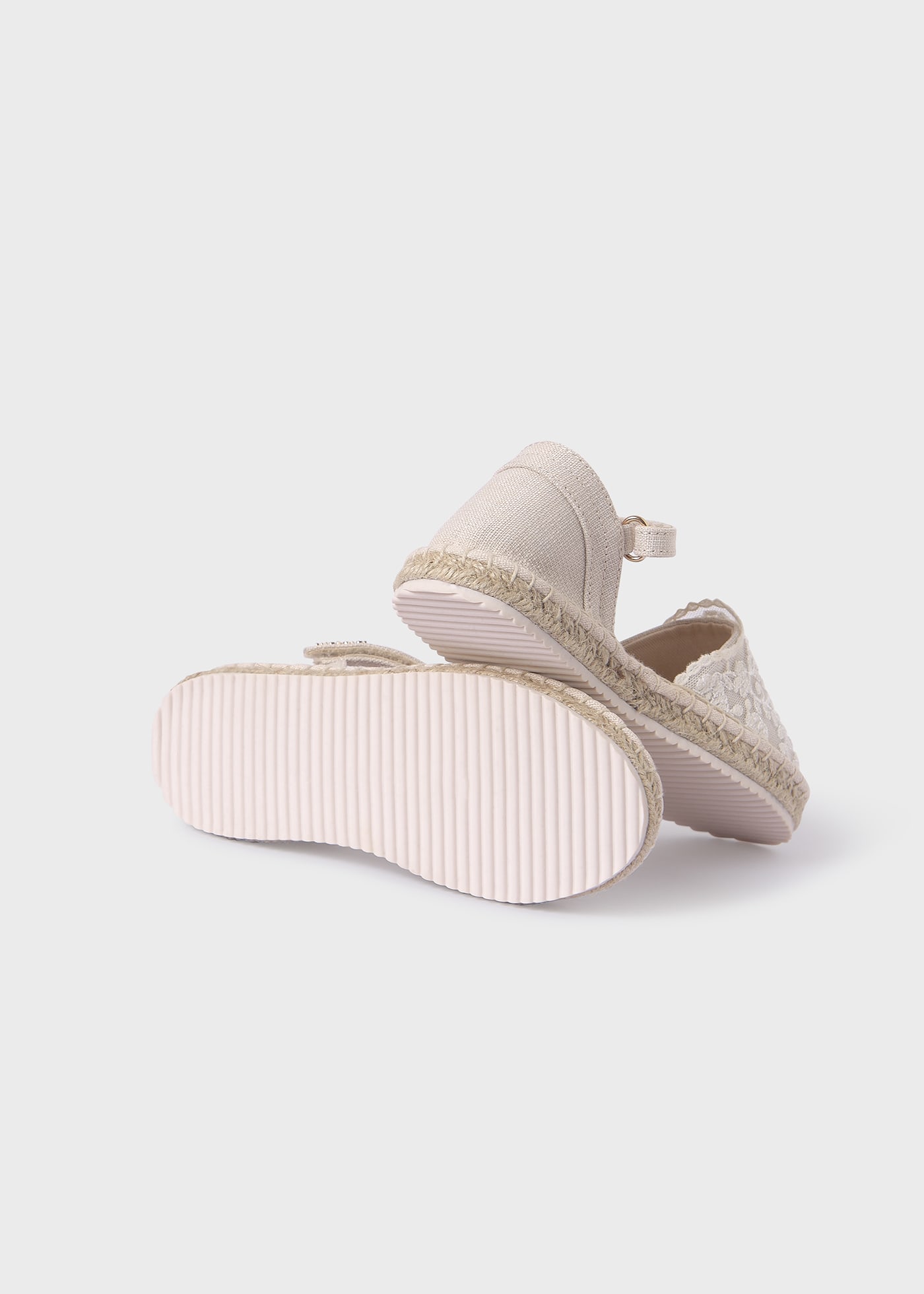 Koronkowe espadryle dla dziewczynki