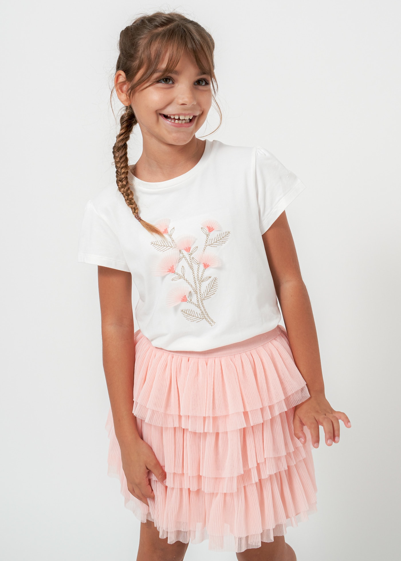 Girl Embroidered Flower T-shirt