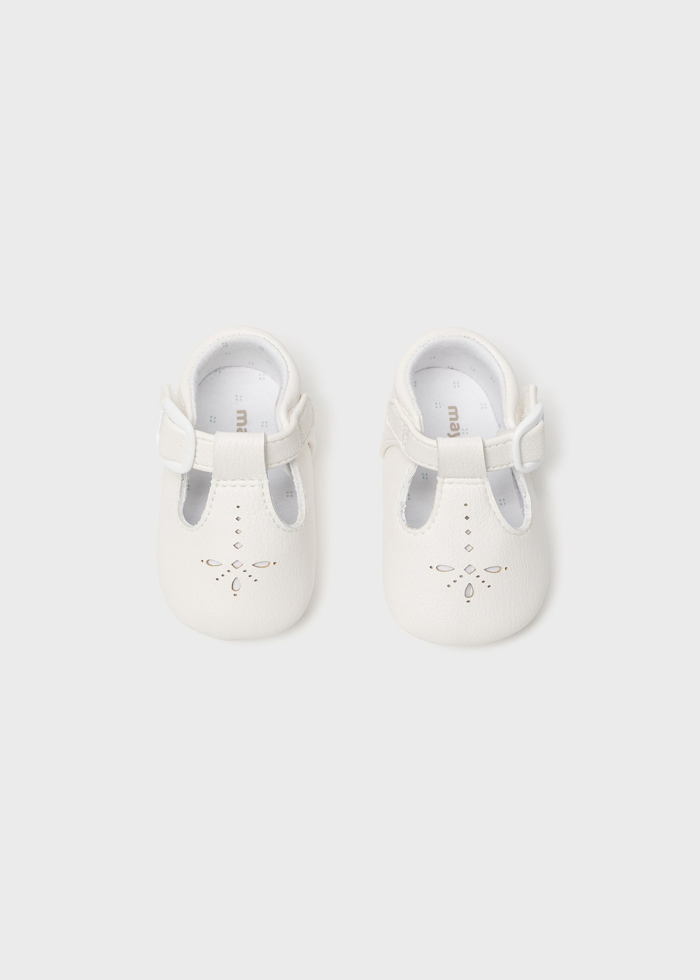 Buty dla noworodka