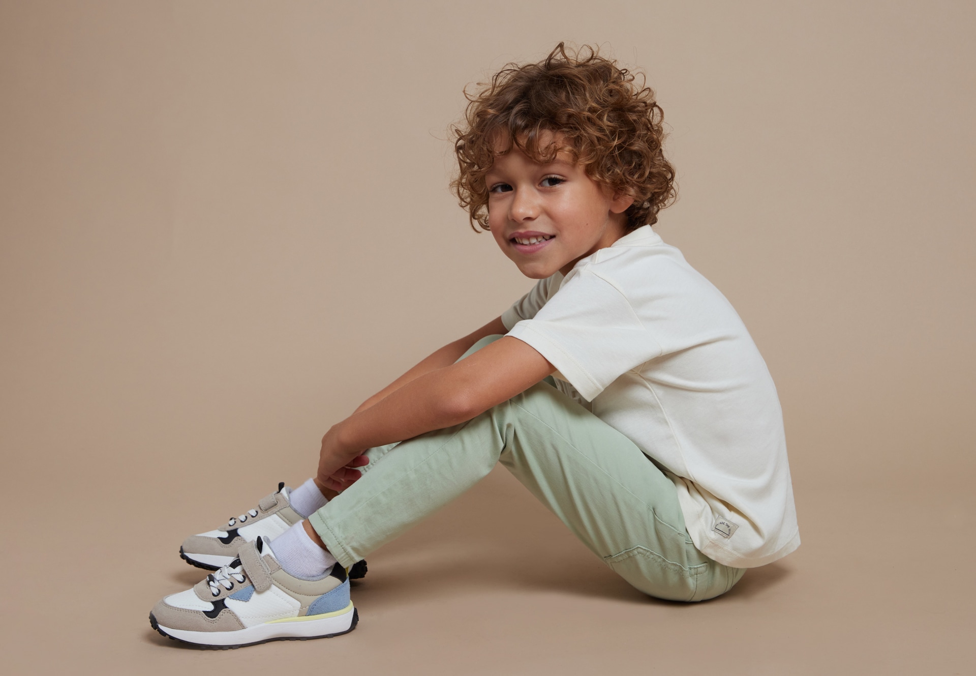 Pantalón slim fit Better Cotton niño