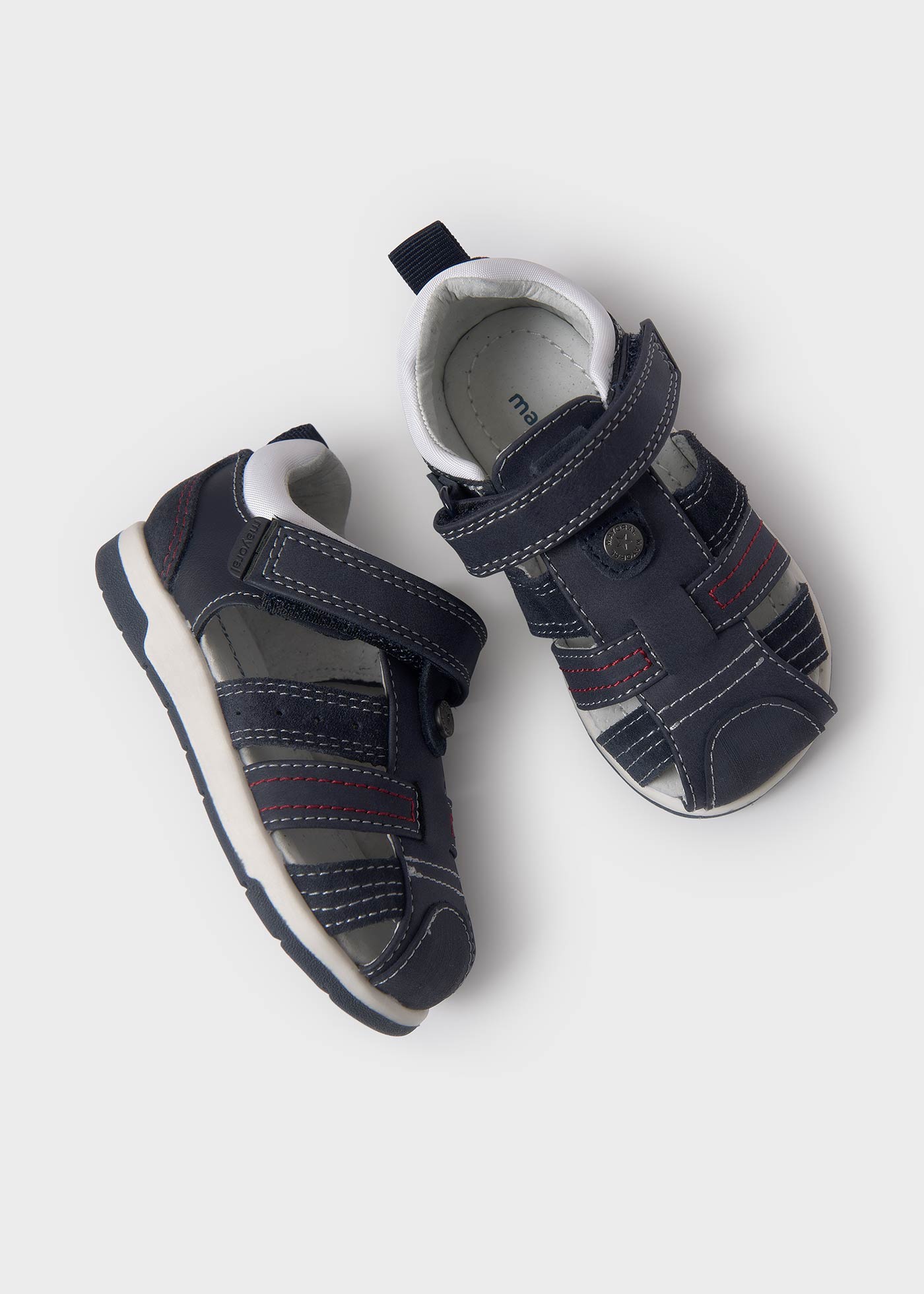 Sandales en cuir durable bébé