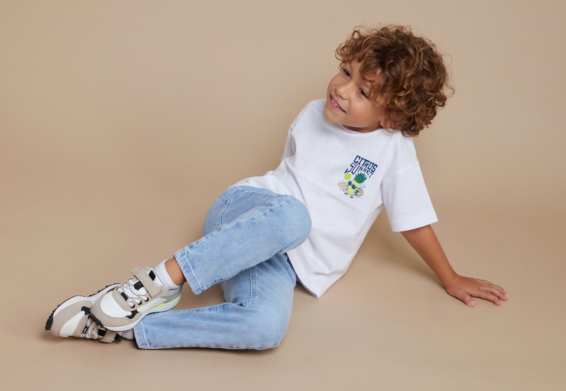 Pantalón denim regular fit Better Cotton niño