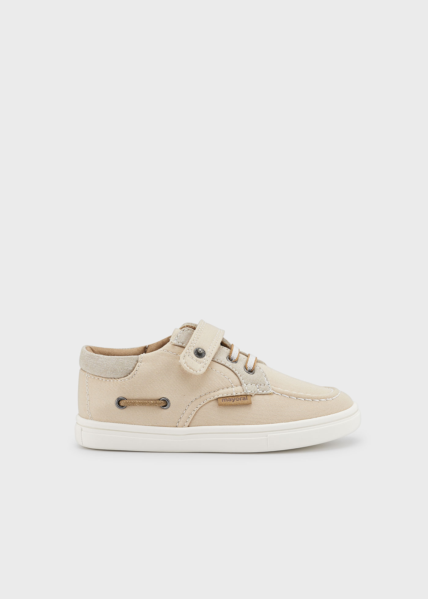 Boys boat shoes