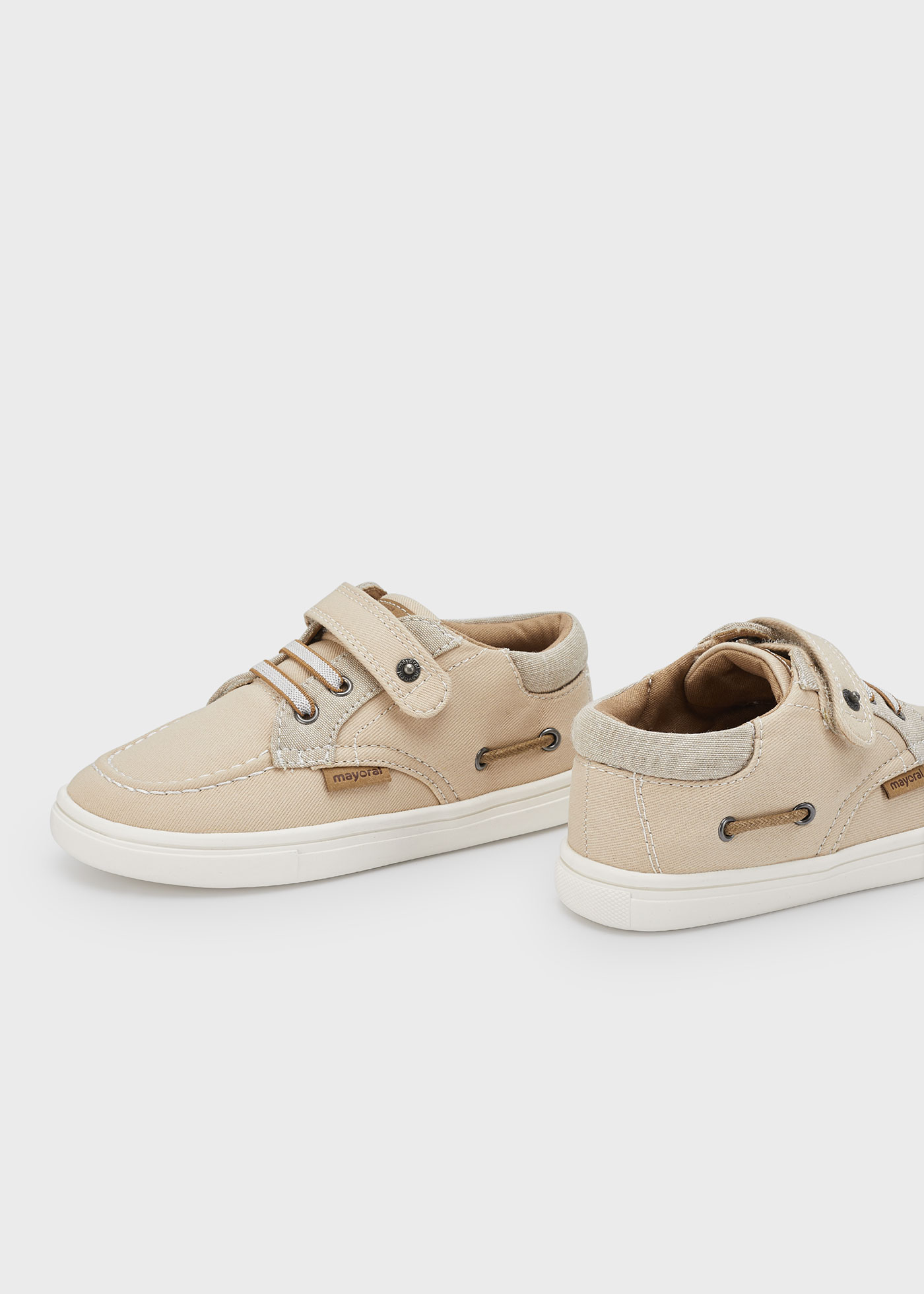Boys boat shoes