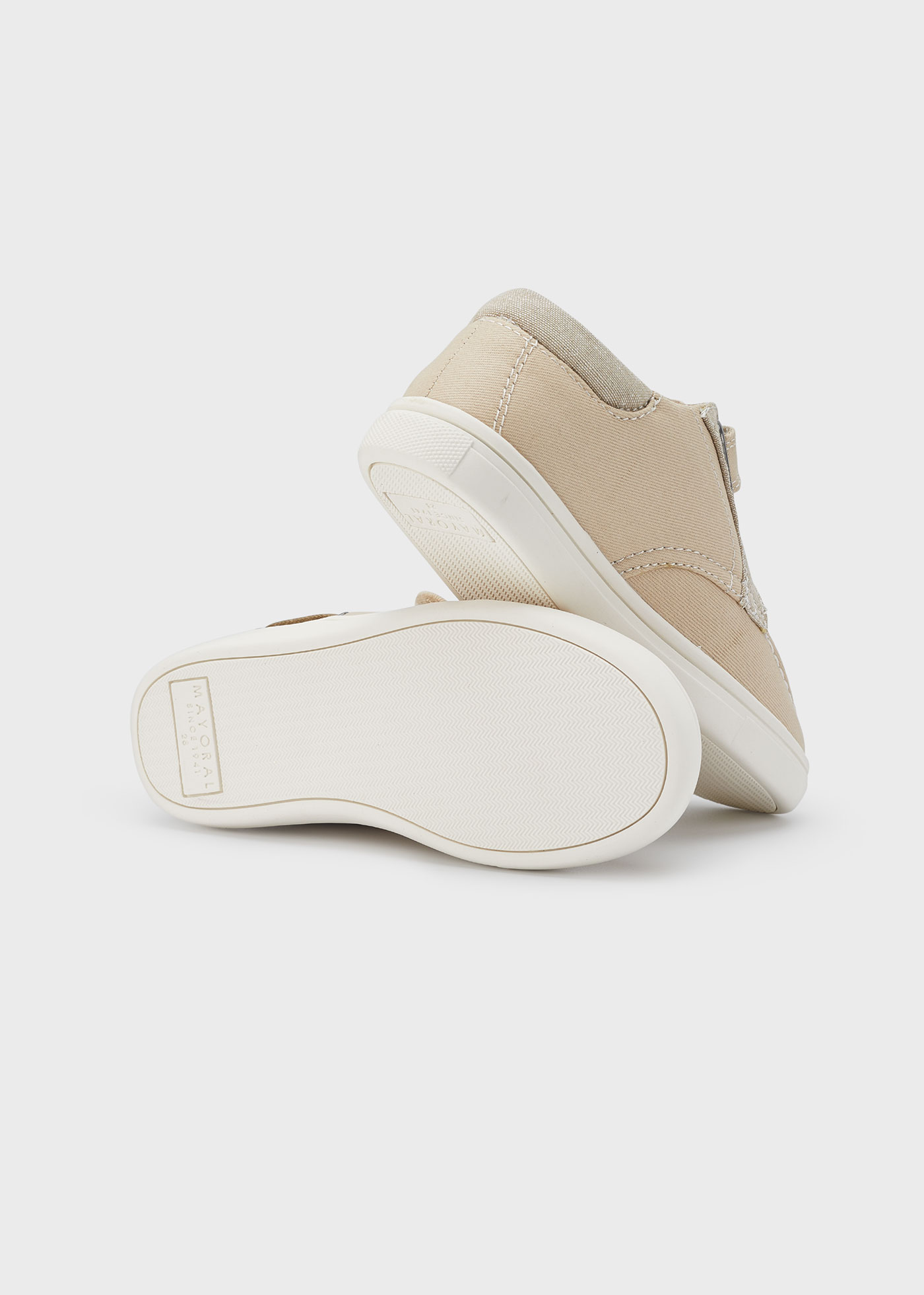 Boys boat shoes