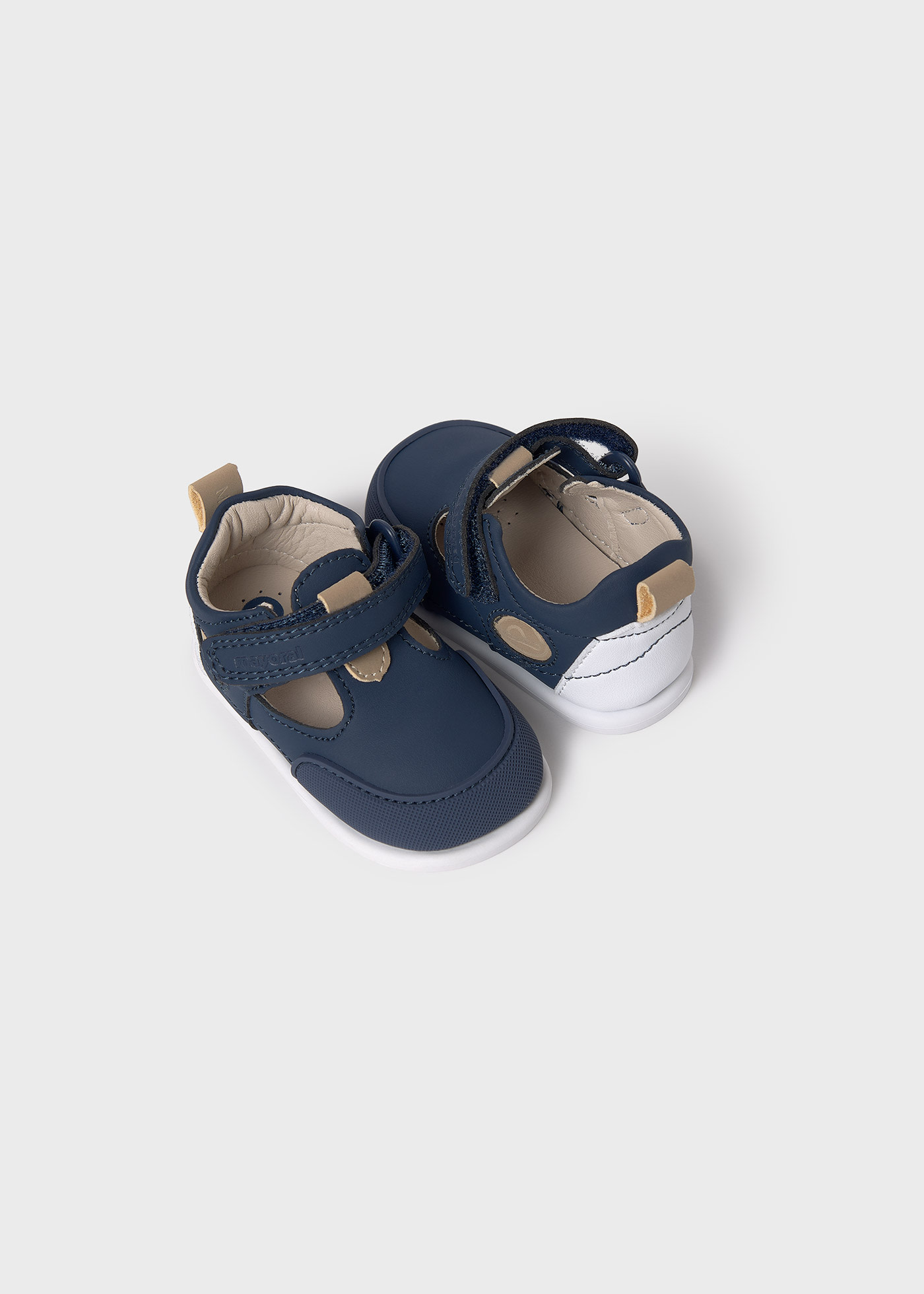 Scarpe sportive neonato