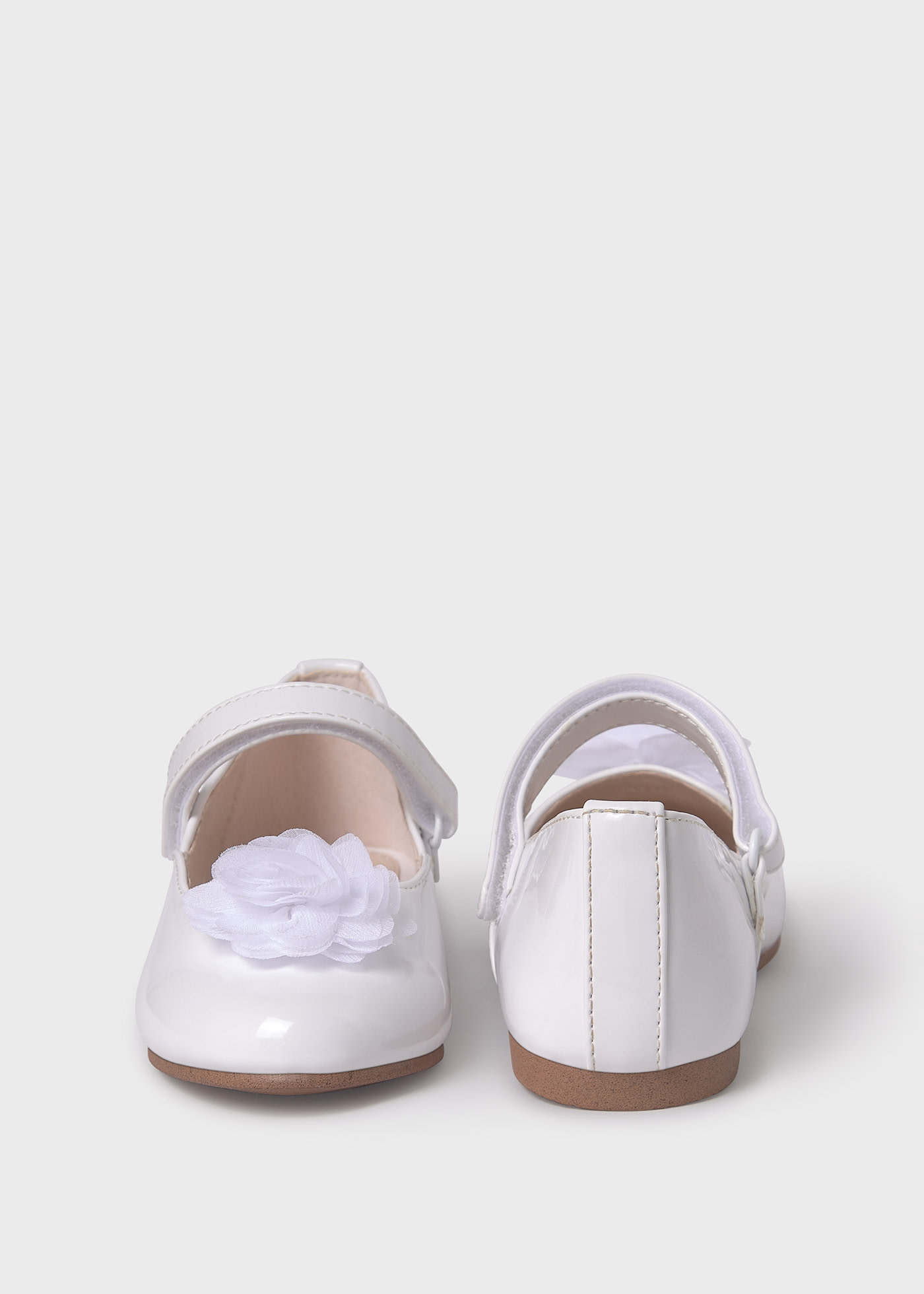 Ballerine in vernice con soletta in pelle sostenibile bambina Bianco Mayoral