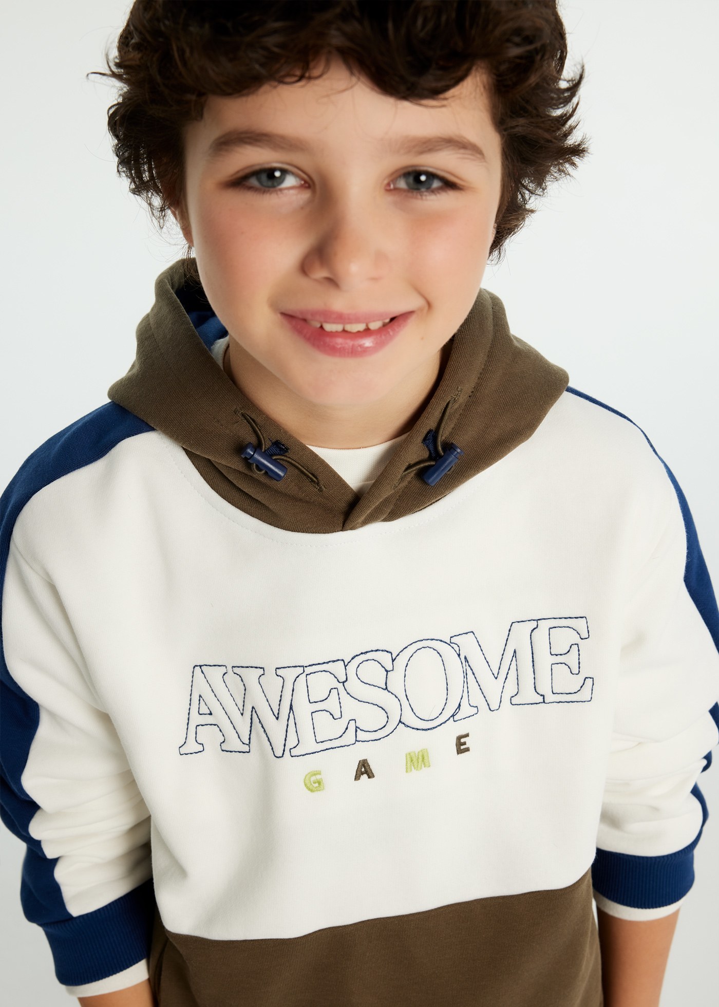 Sweatshirt mit Kontrasten Teenager Jungen