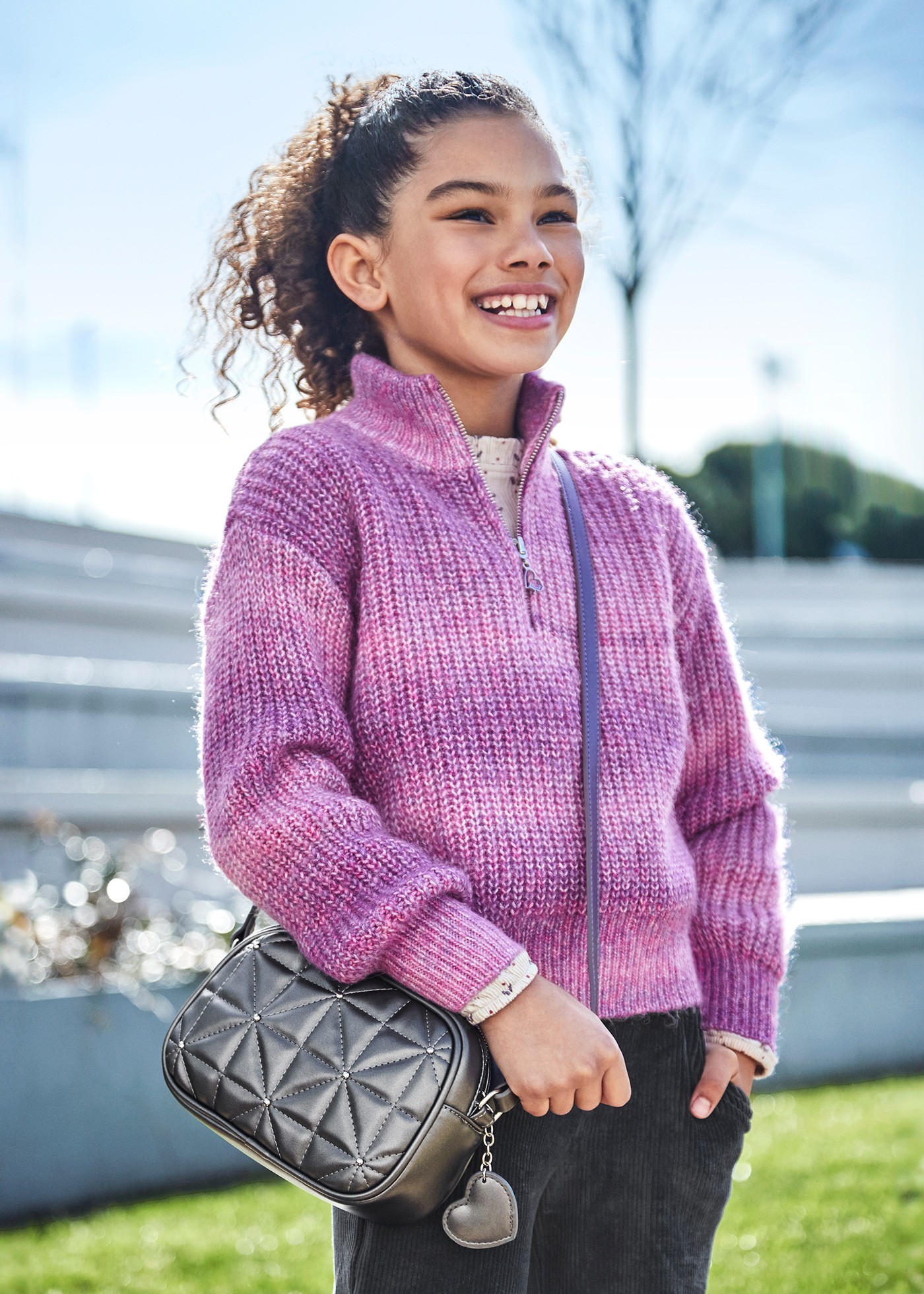 Gradient turtleneck sweater for girls