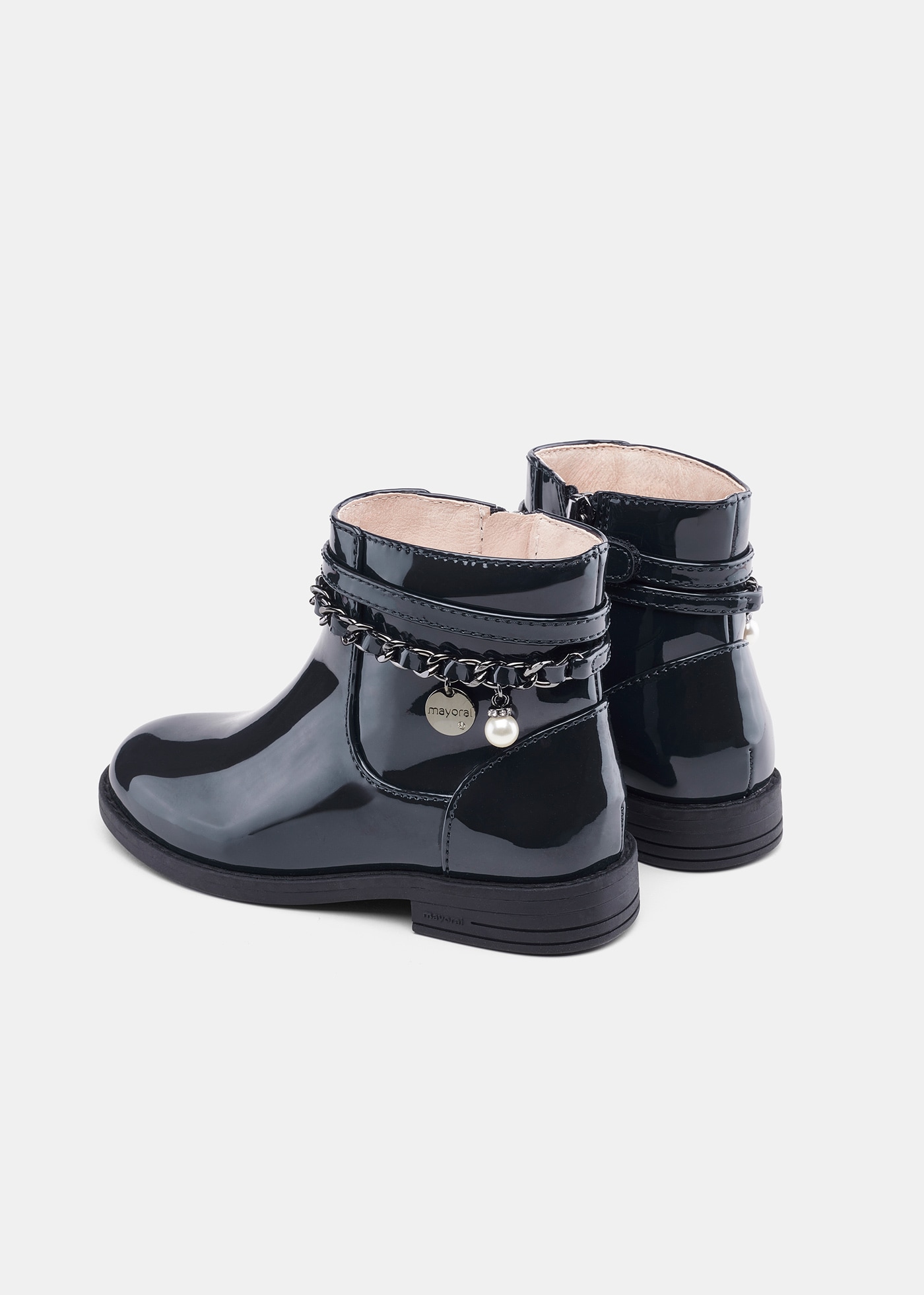 Halbstiefel Lackleder Kette Mädchen